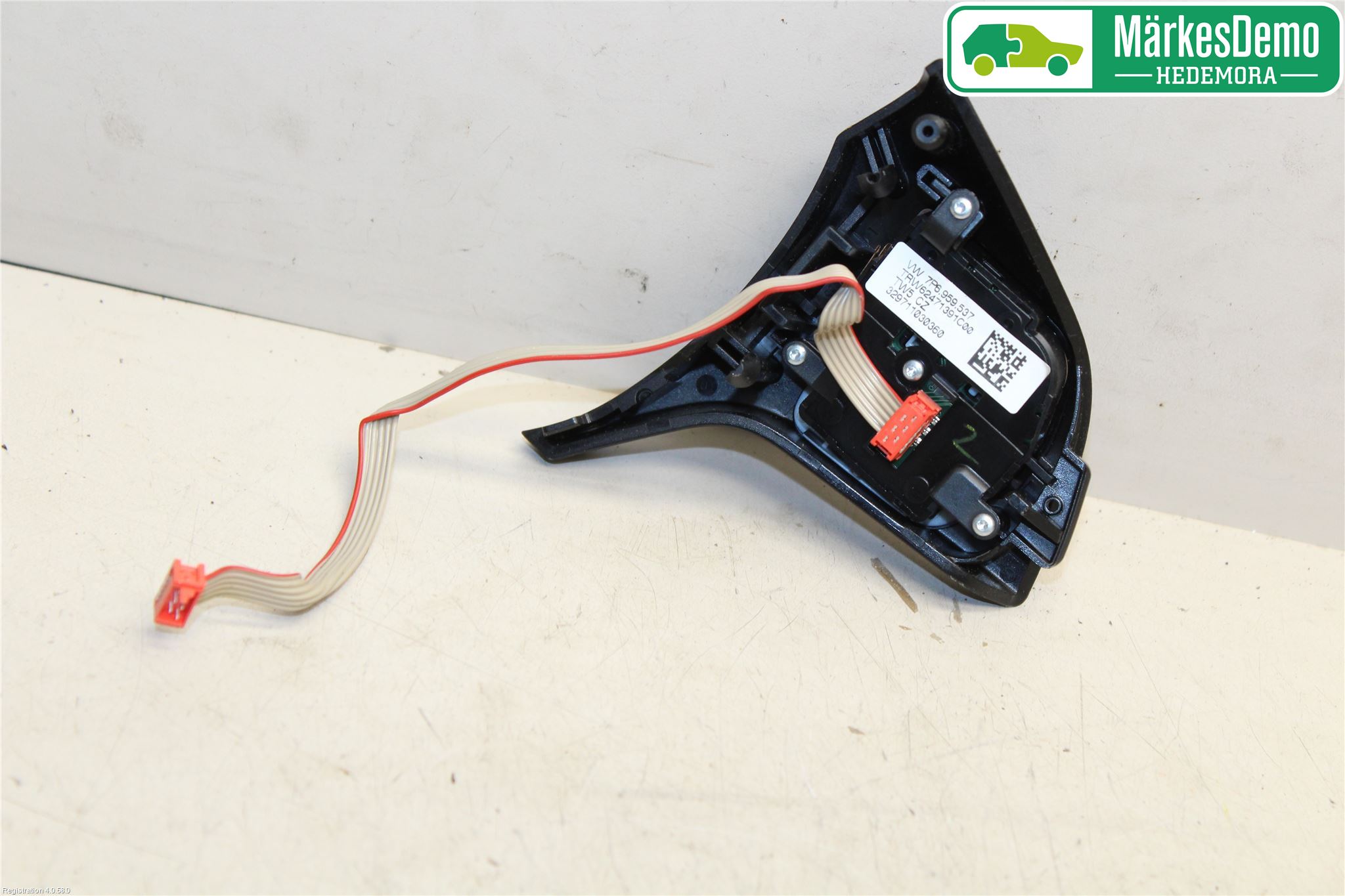 Volkswagen VW TOUAREG 7P 11-18 Bryter Ratt Radio-Stereo