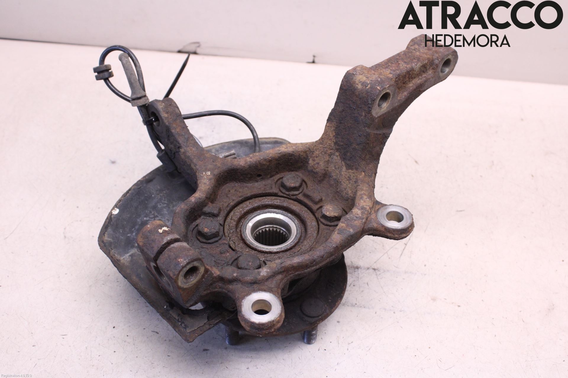 Nissan QASHQAI 10-14 Spindel Vf
