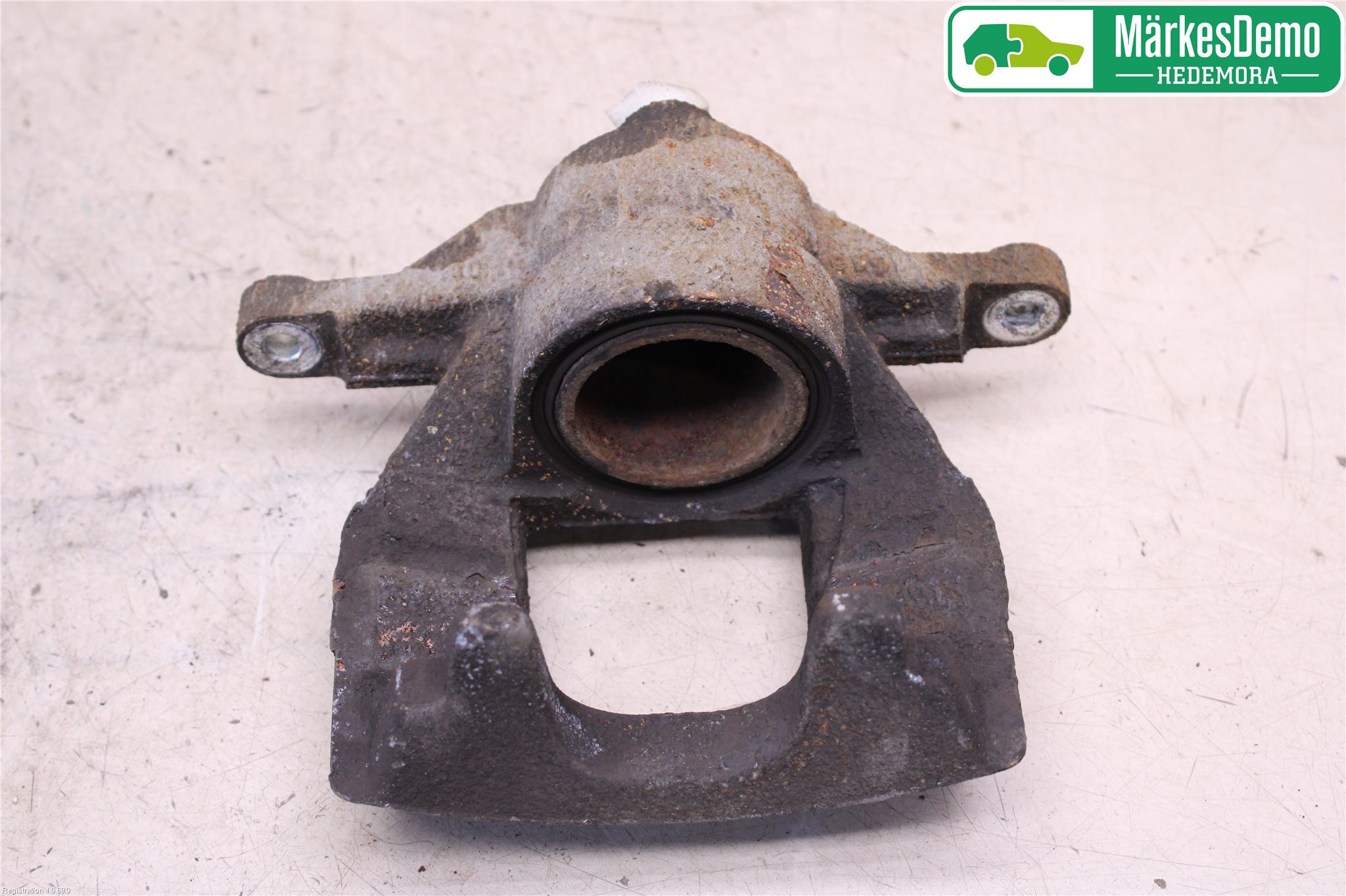 Toyota AVENSIS 16-18 Bremsecaliper Foran Venstre