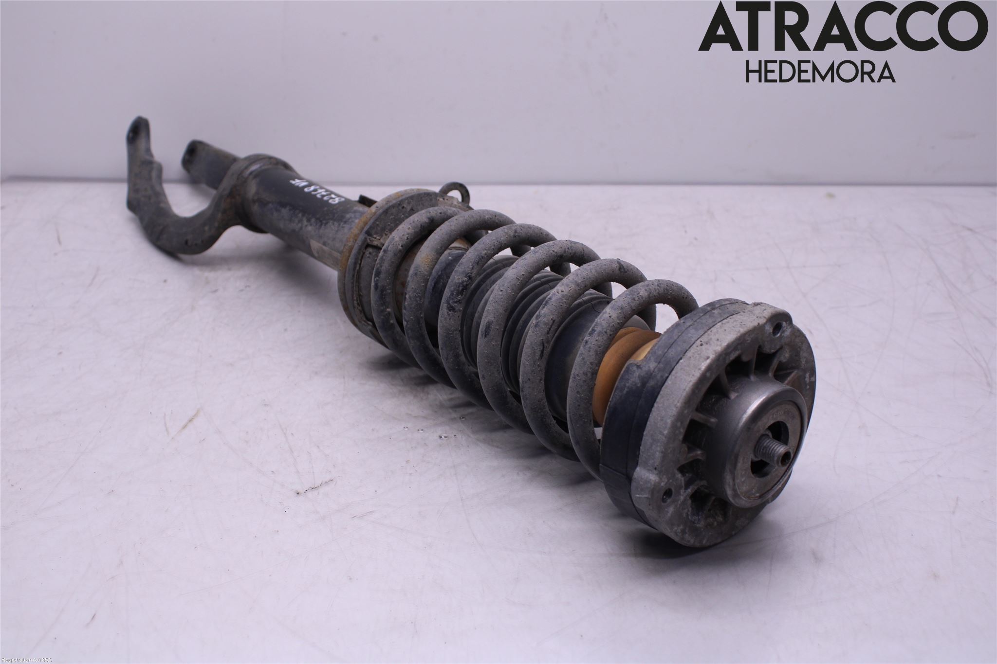 BMW 5 F10/F11/F18 09-17 Fjærbein Foran Venstre