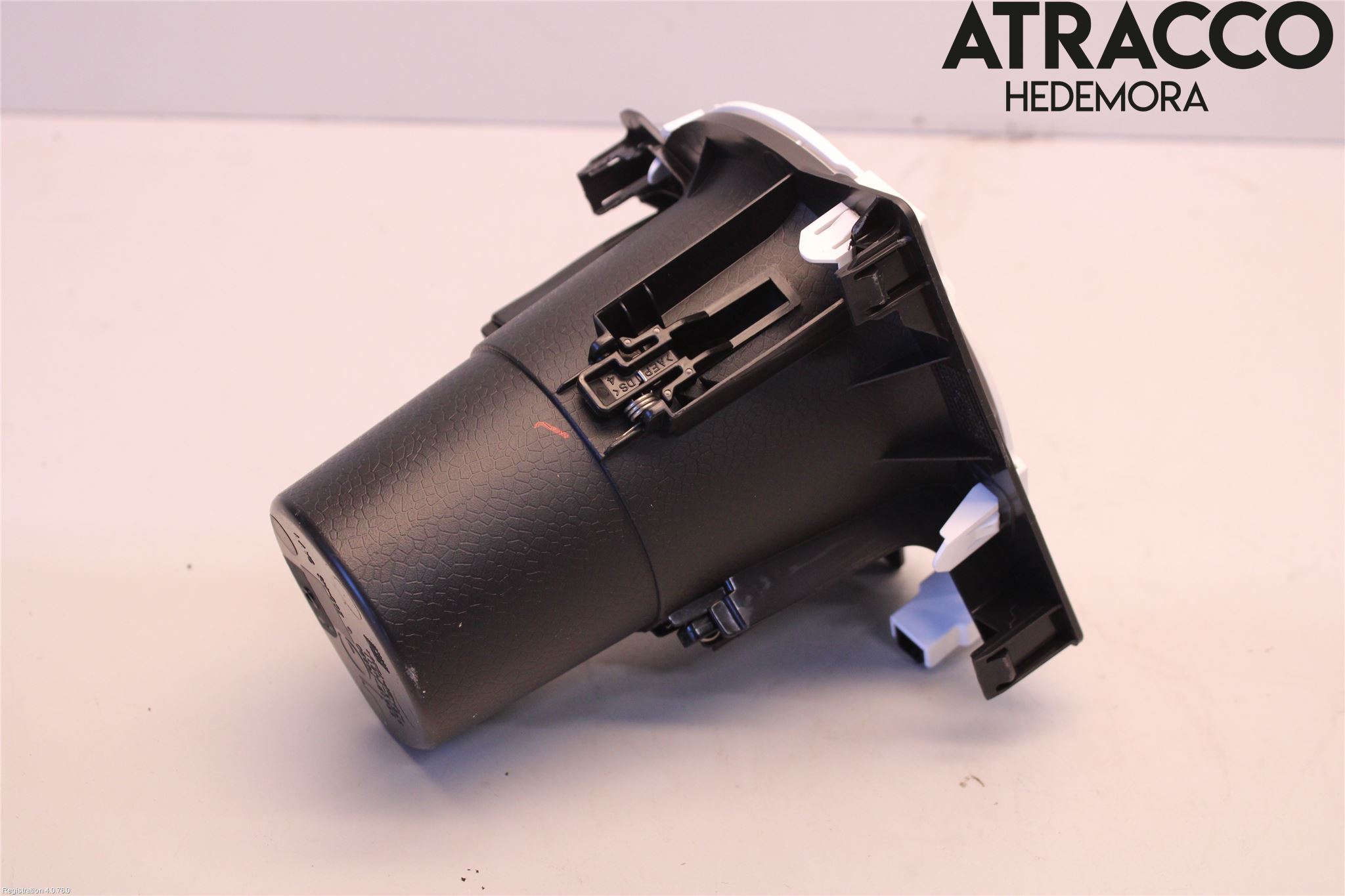 Toyota C-HR 16-23 Innr Koppholder