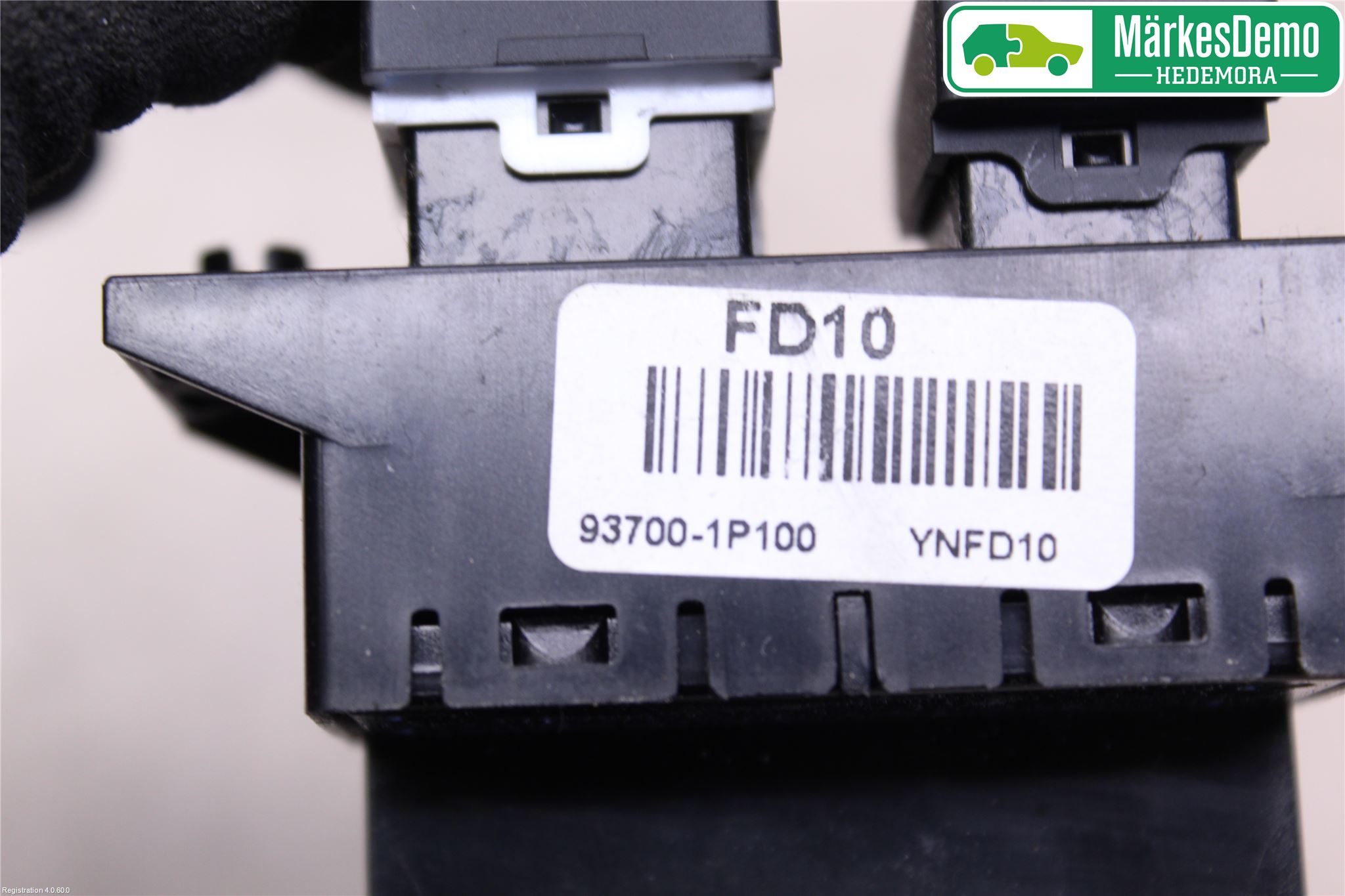 Kia VENGA 10-19 Bryter Varmesete
