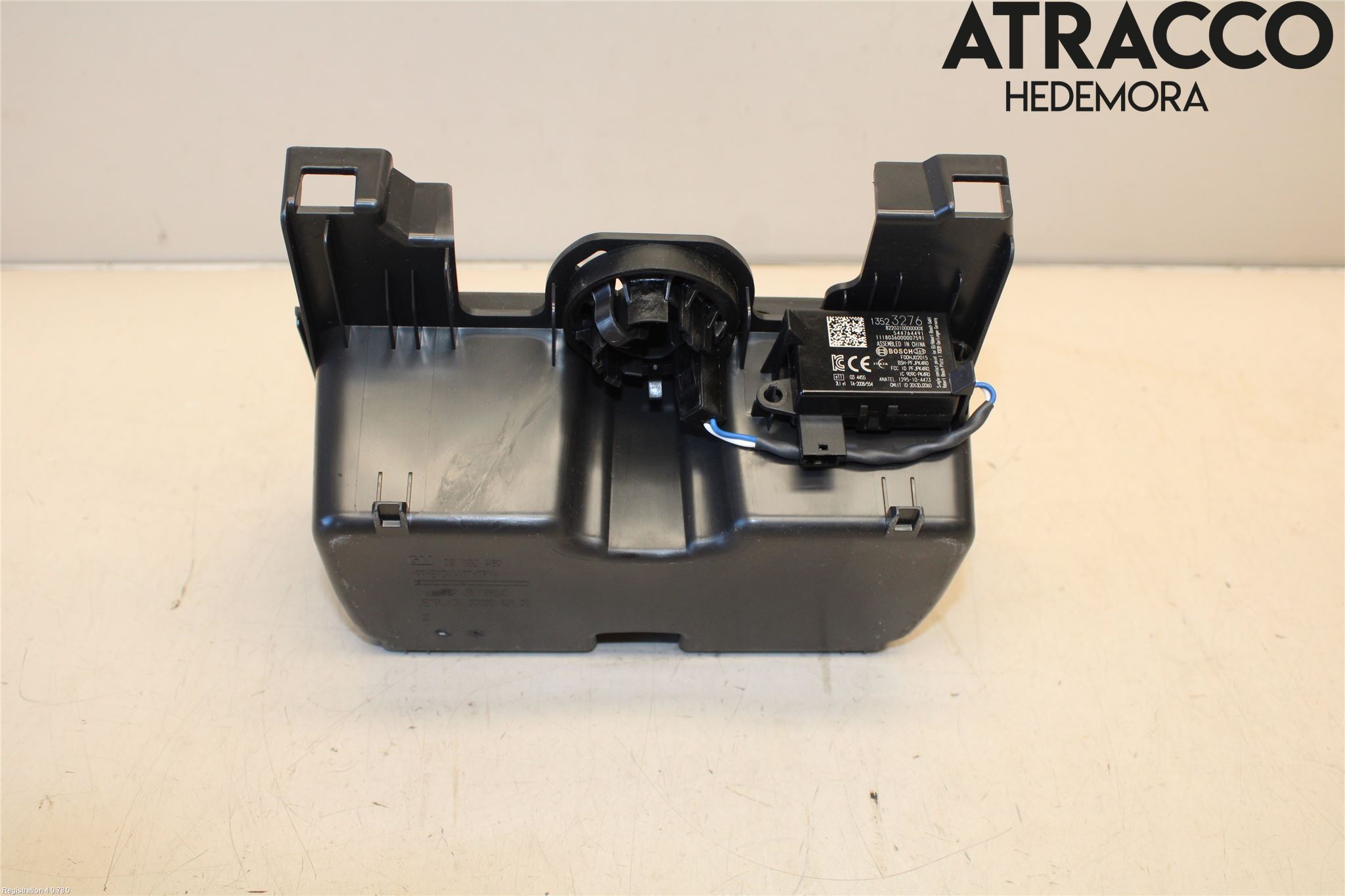 Opel INSIGNIA 17- Innr Koppholder