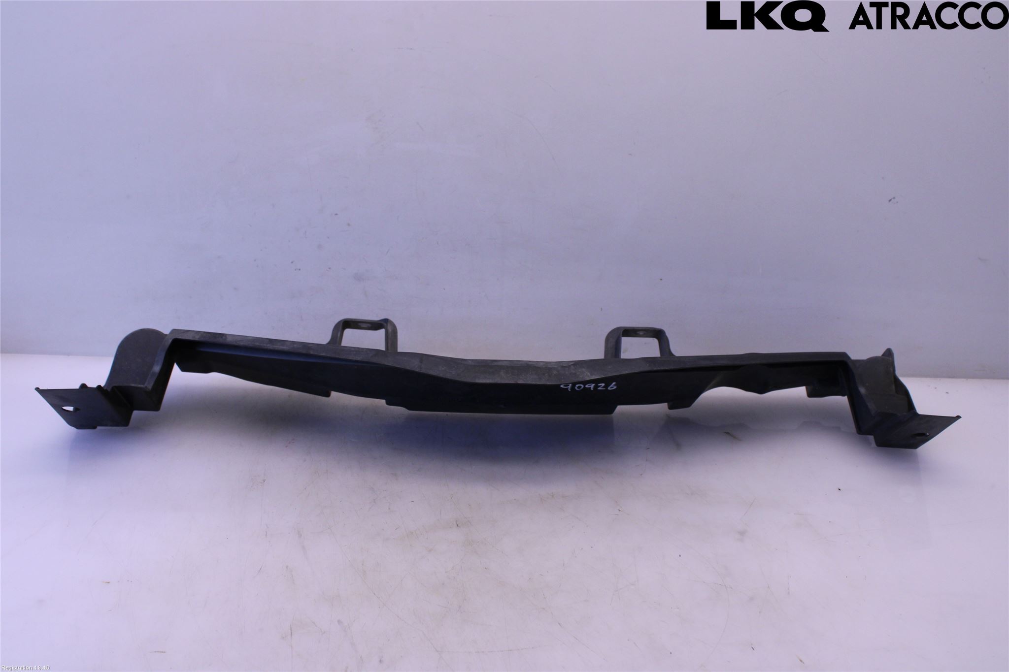 Toyota YARIS XP130 12-14 Tackplast Front
