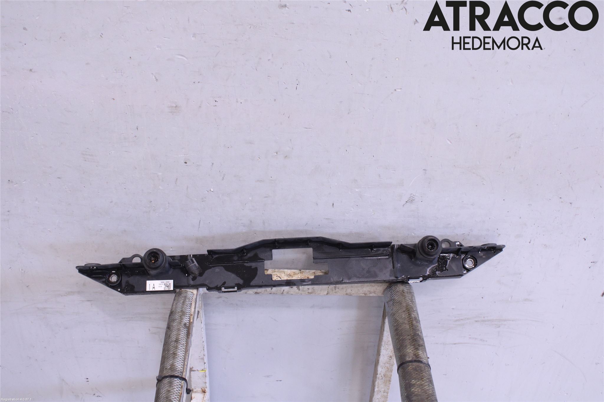 Toyota RAV4 13-18 Radiator Feste - Ramme - Bjelk