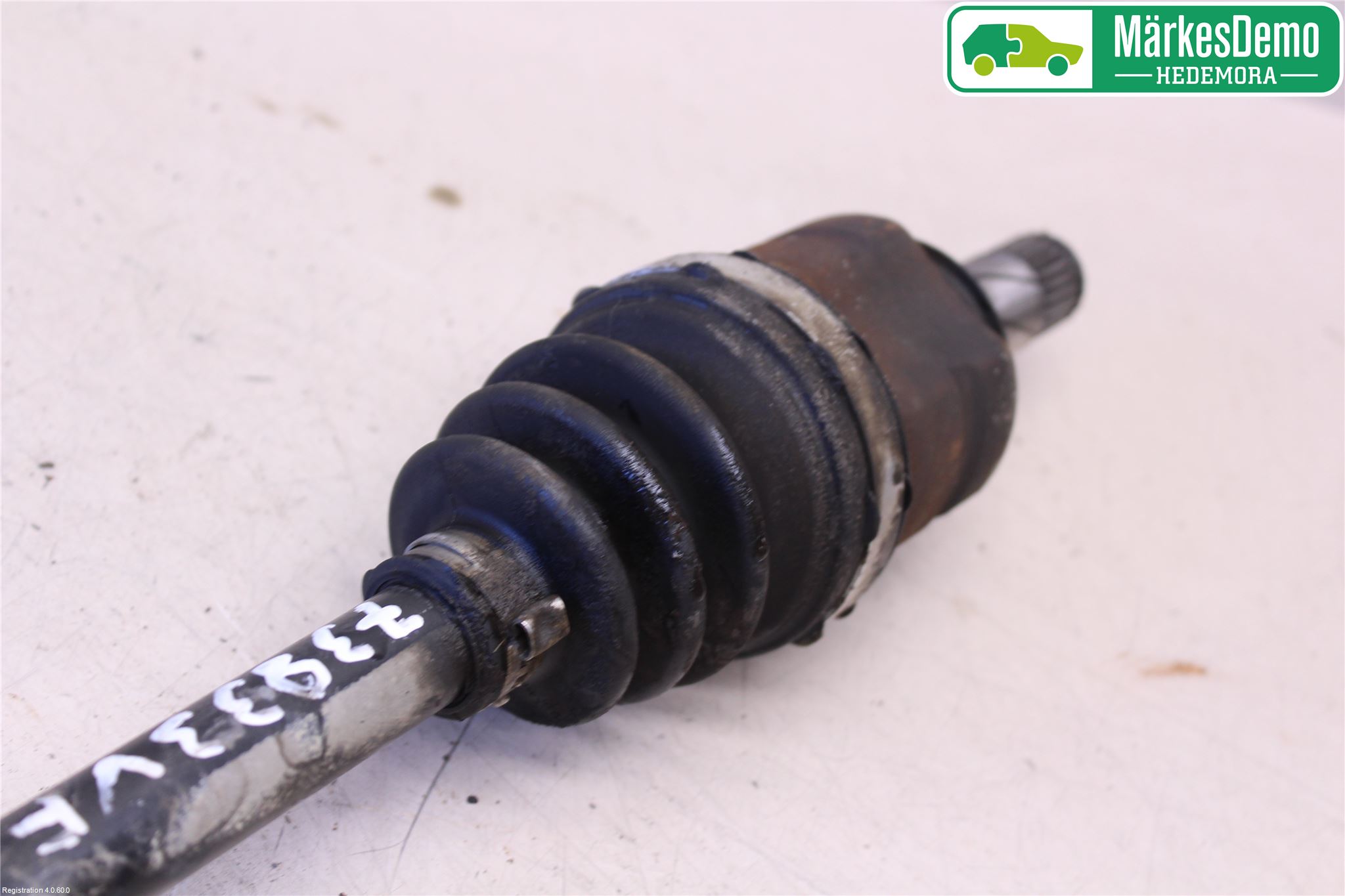 Opel CORSA D 07-14 Drivaksel Foran Kompl Venstre