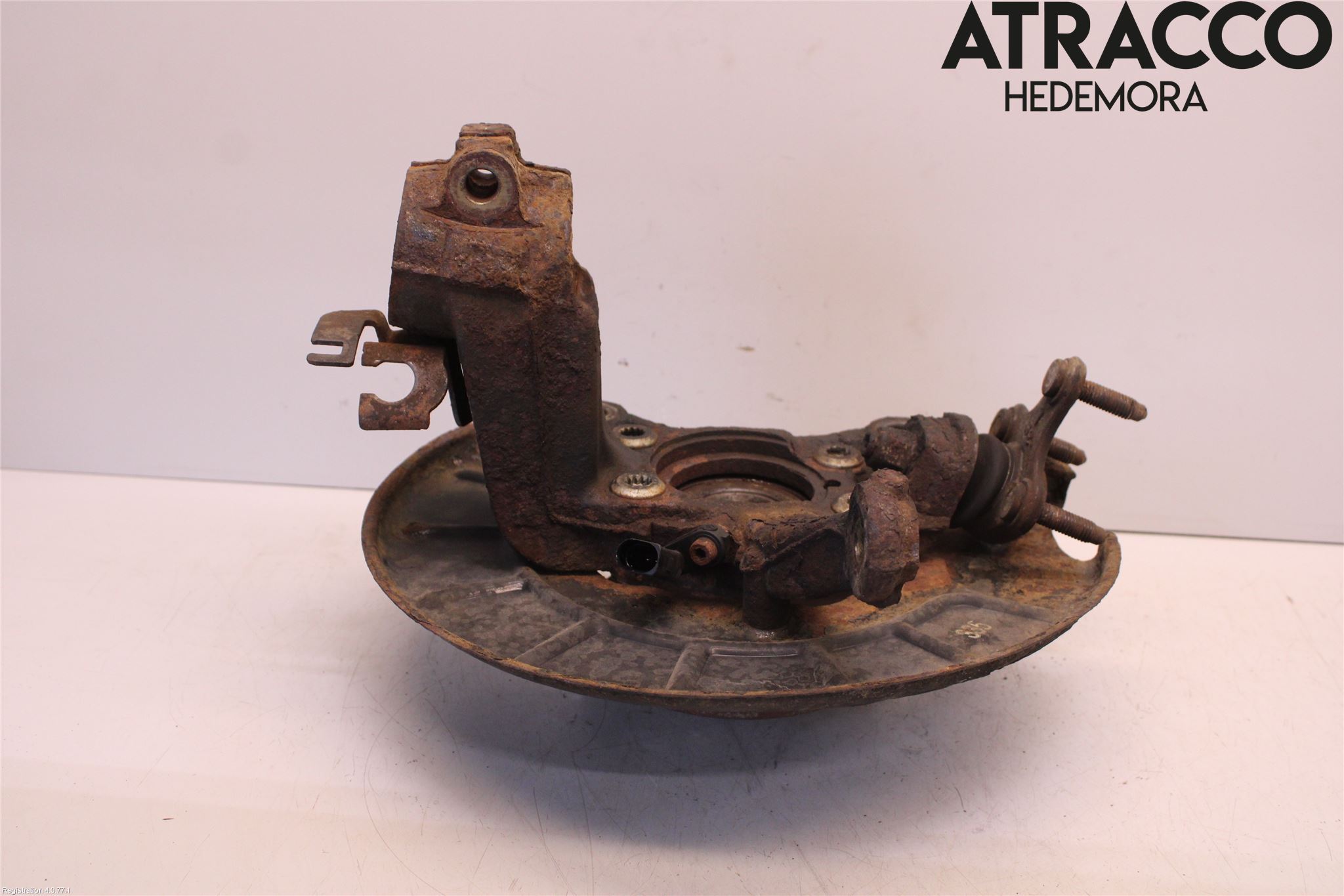 Volkswagen VW TOURAN 03-10 Spindel Vf