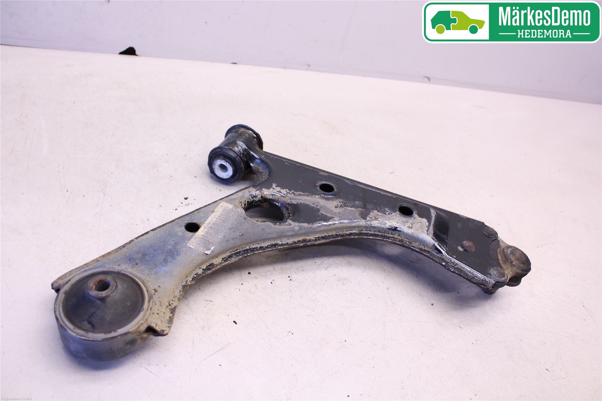 Opel CORSA D 07-14 Bærearm Foran Venstre Nedre
