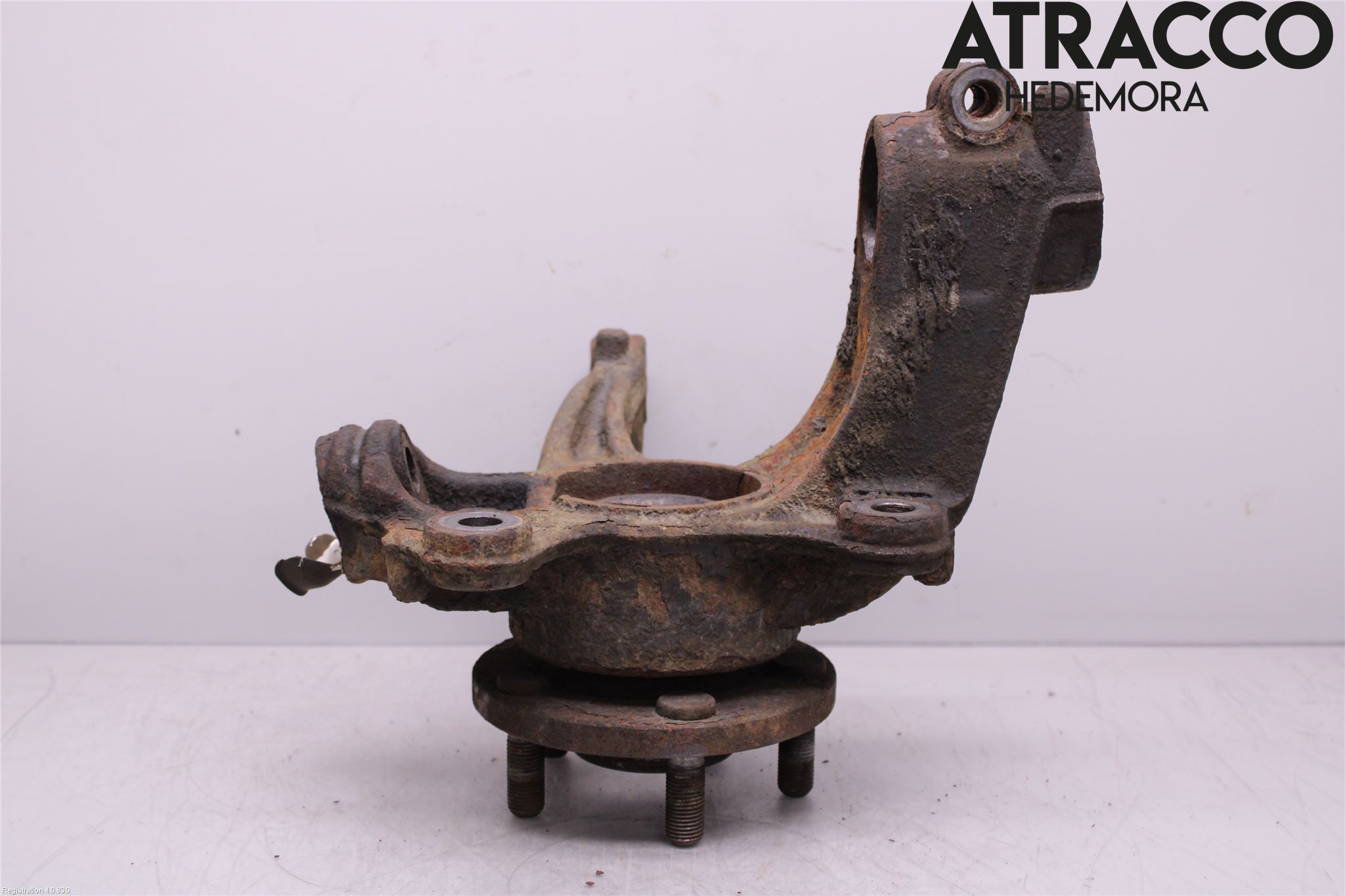 Ford S-MAX 06-15 Spindel Vf
