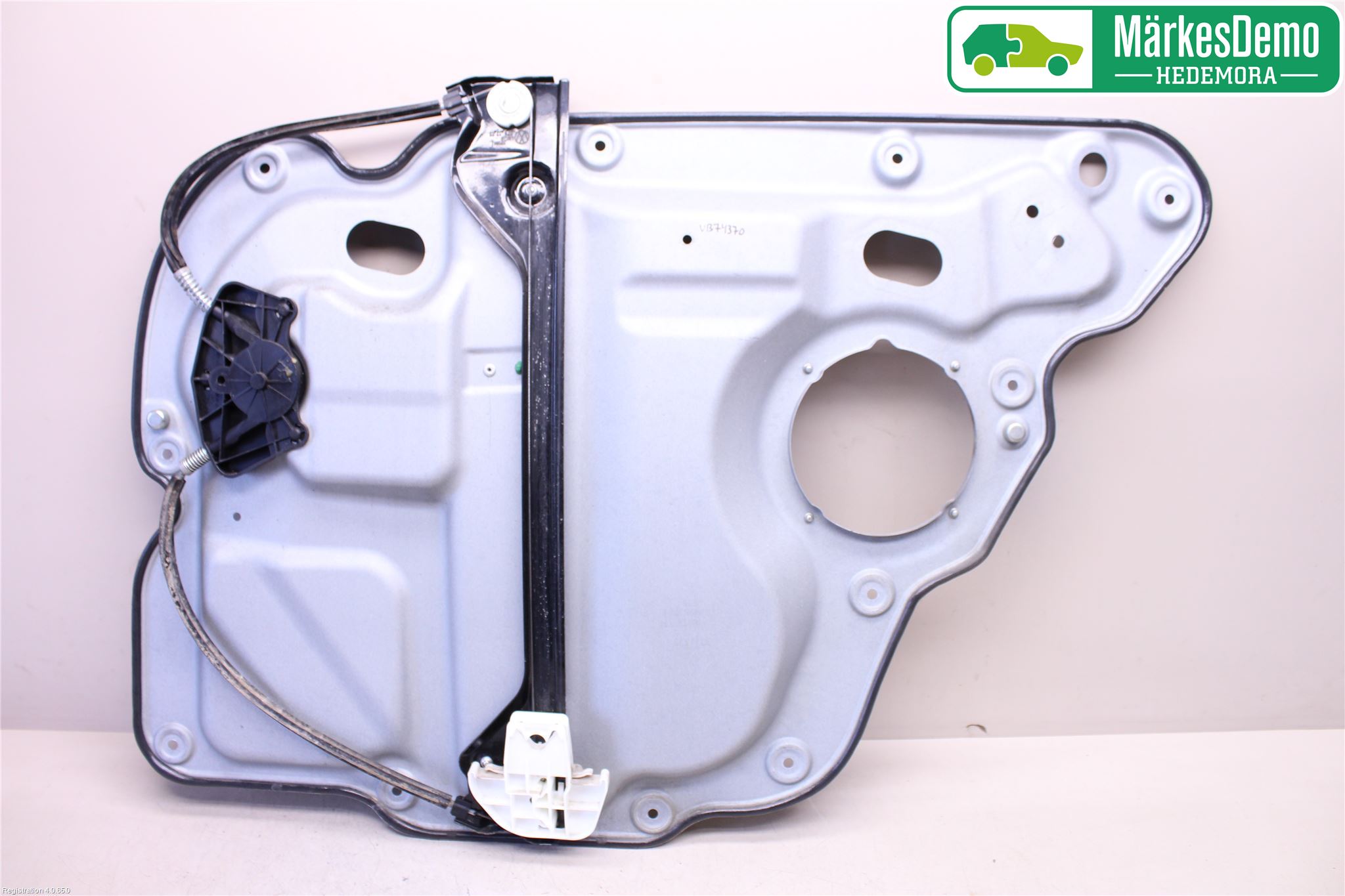 Volkswagen VW TOURAN 10-15 Vindusheis El Komp