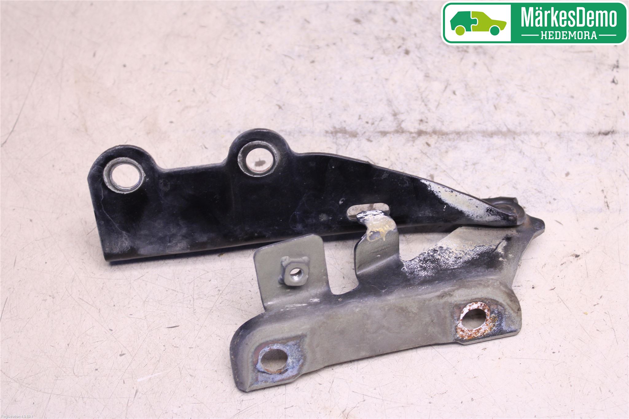 Isuzu D-MAX Panser Hengsel - Hengsler
