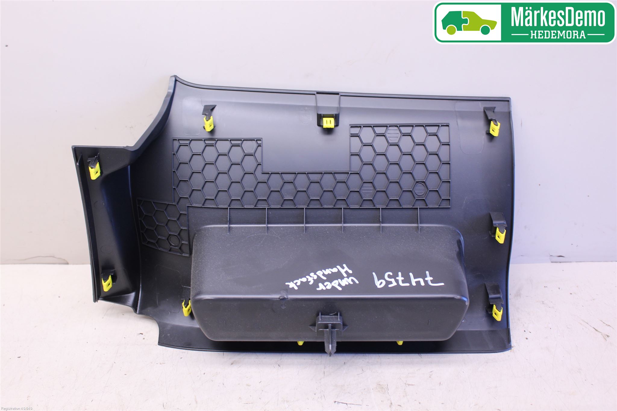 Citroen C4 CACTUS 14-20 Innr Oppbevaringsrom