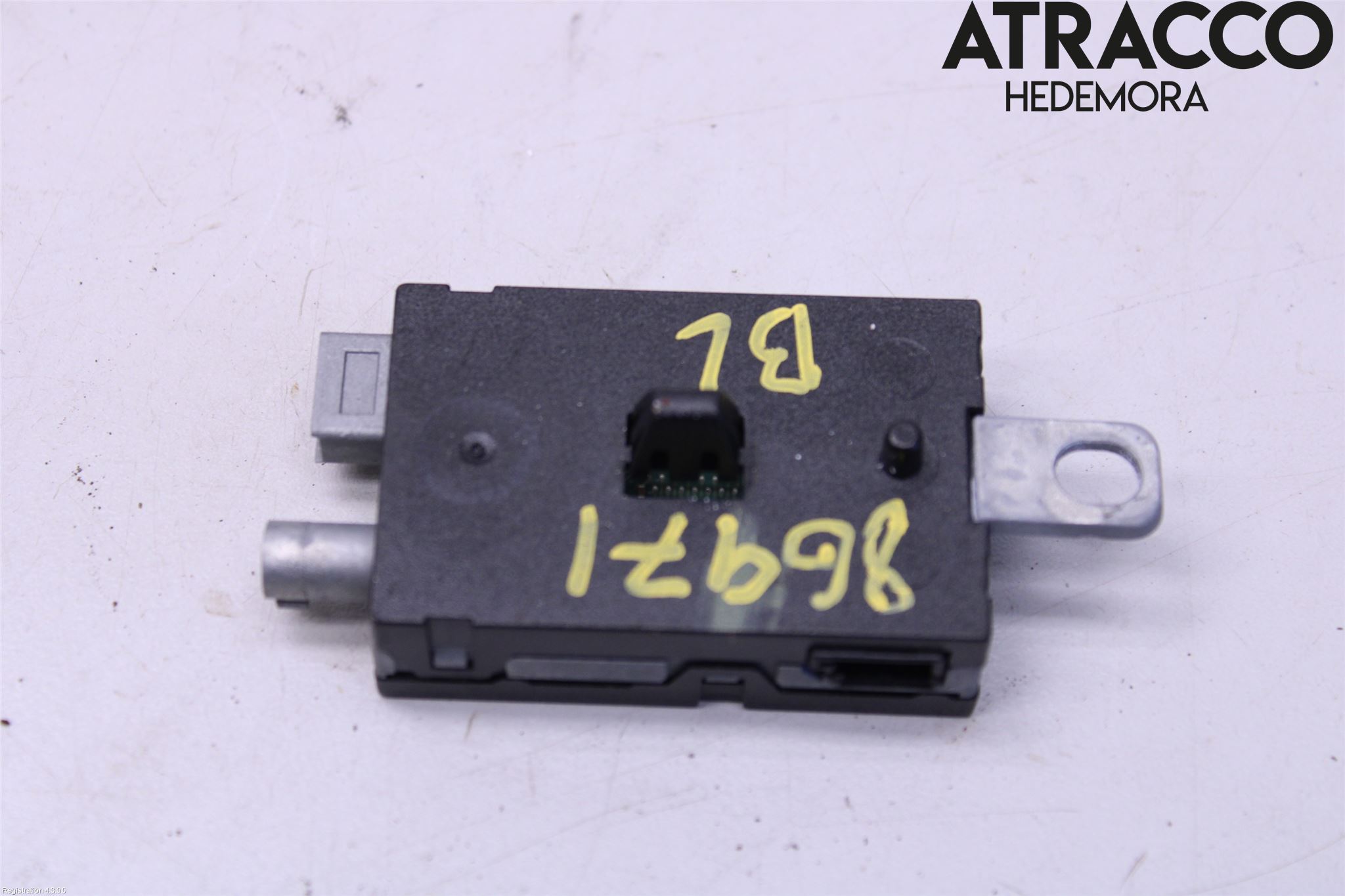 Ford KUGA 13-16 Stereo Antenneforsterker