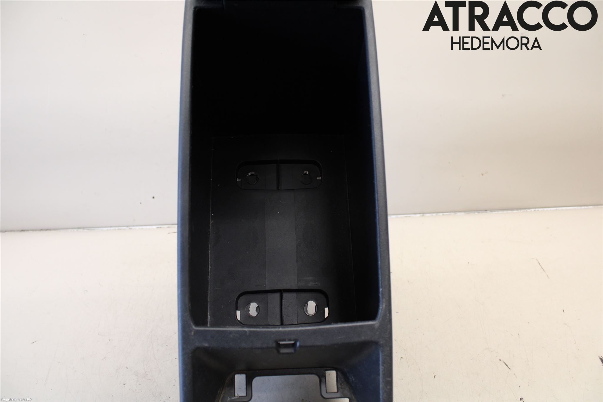 Toyota AURIS 07-09 Innr Armlene