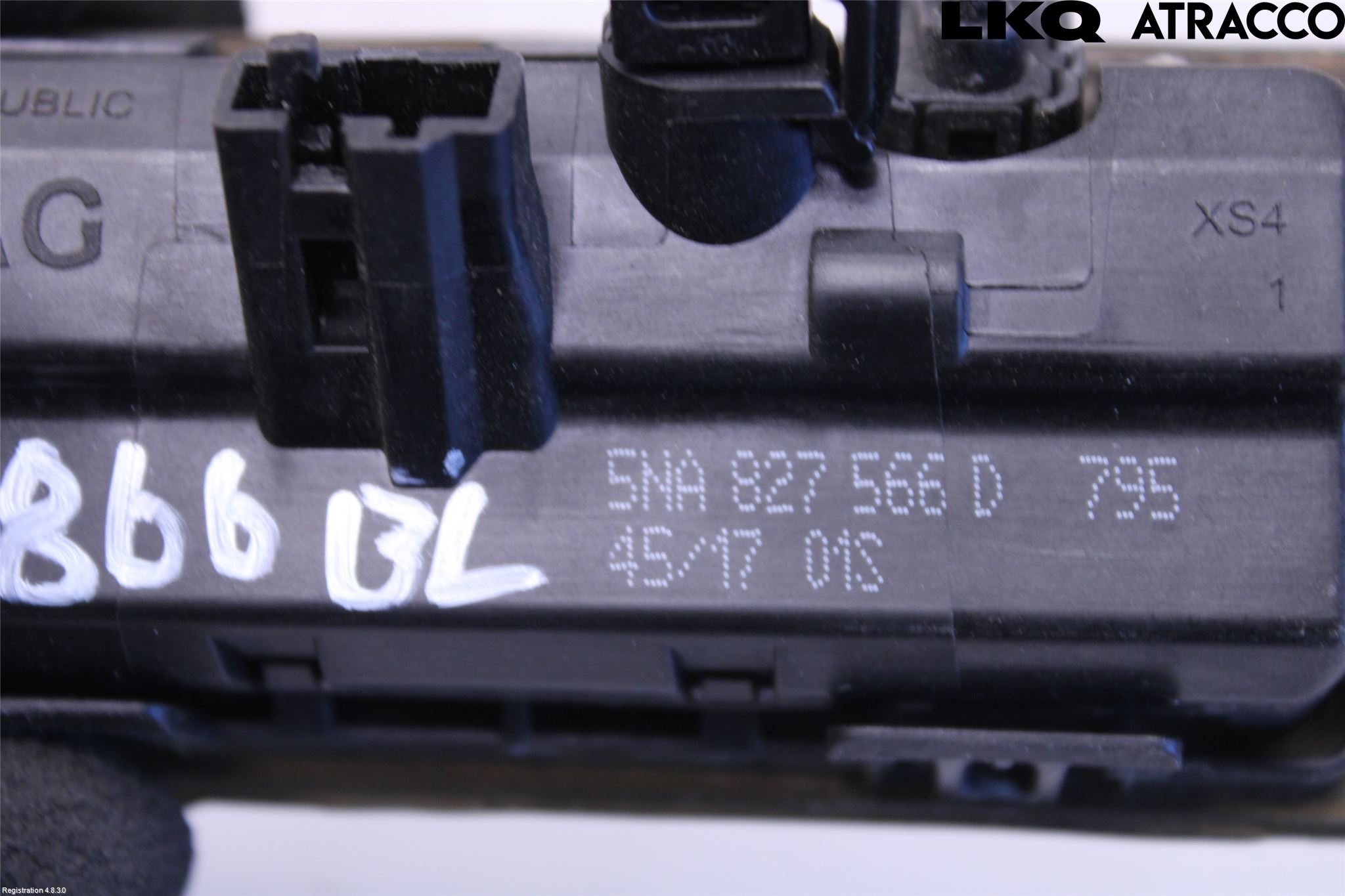 Volkswagen VW TIGUAN 16-24 Bakluke Handtak Ytre
