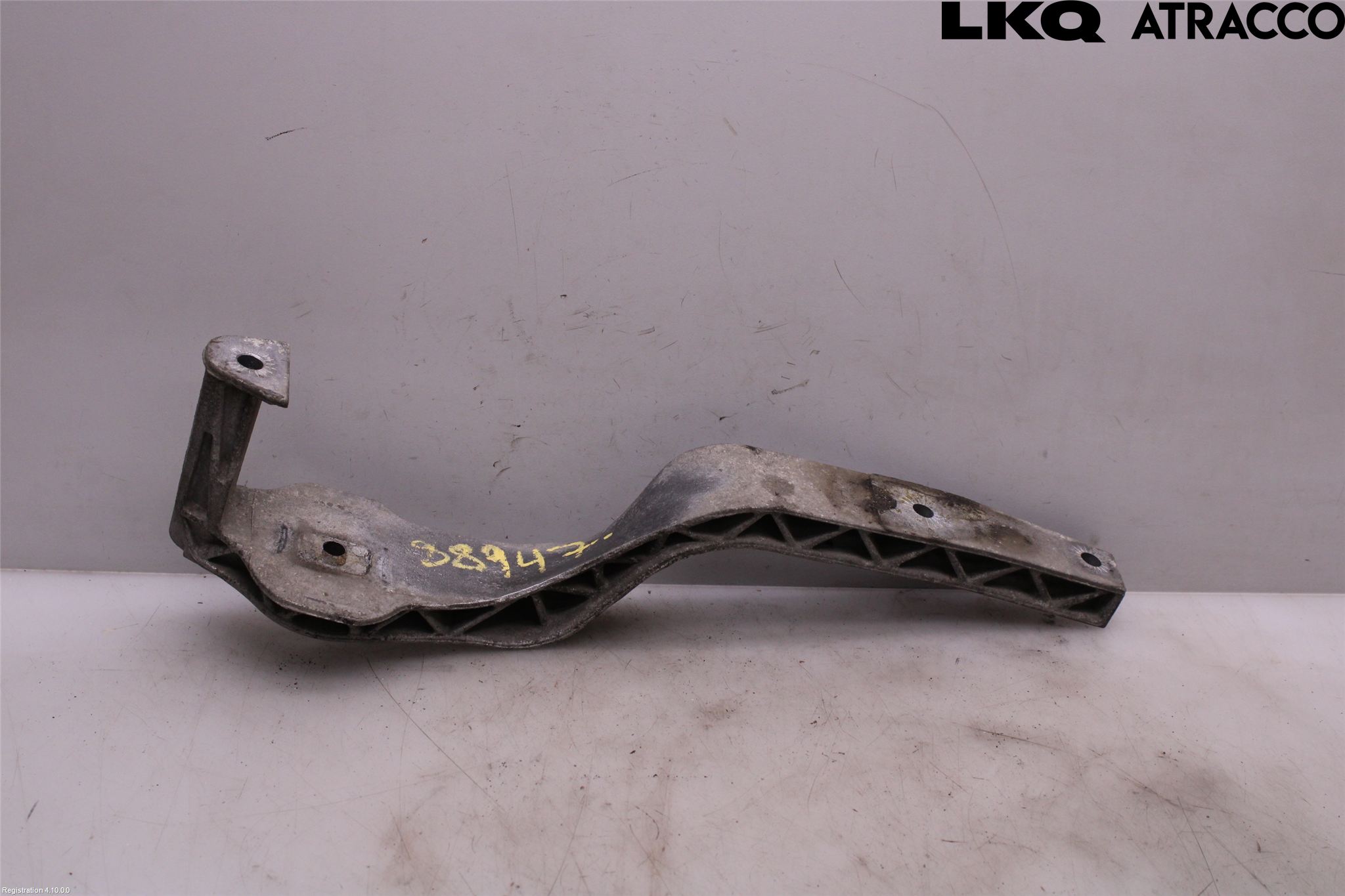 Audi A4/S4 94-99 Bakaksel Feste