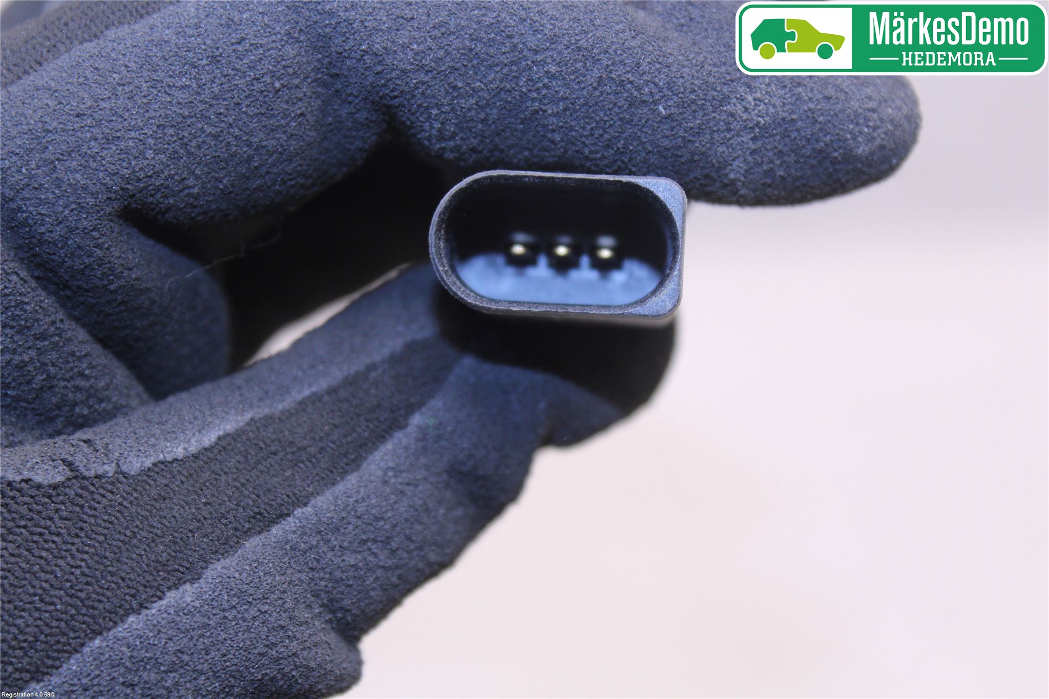Audi A6/S6     97-05 Sensor Parkering Front