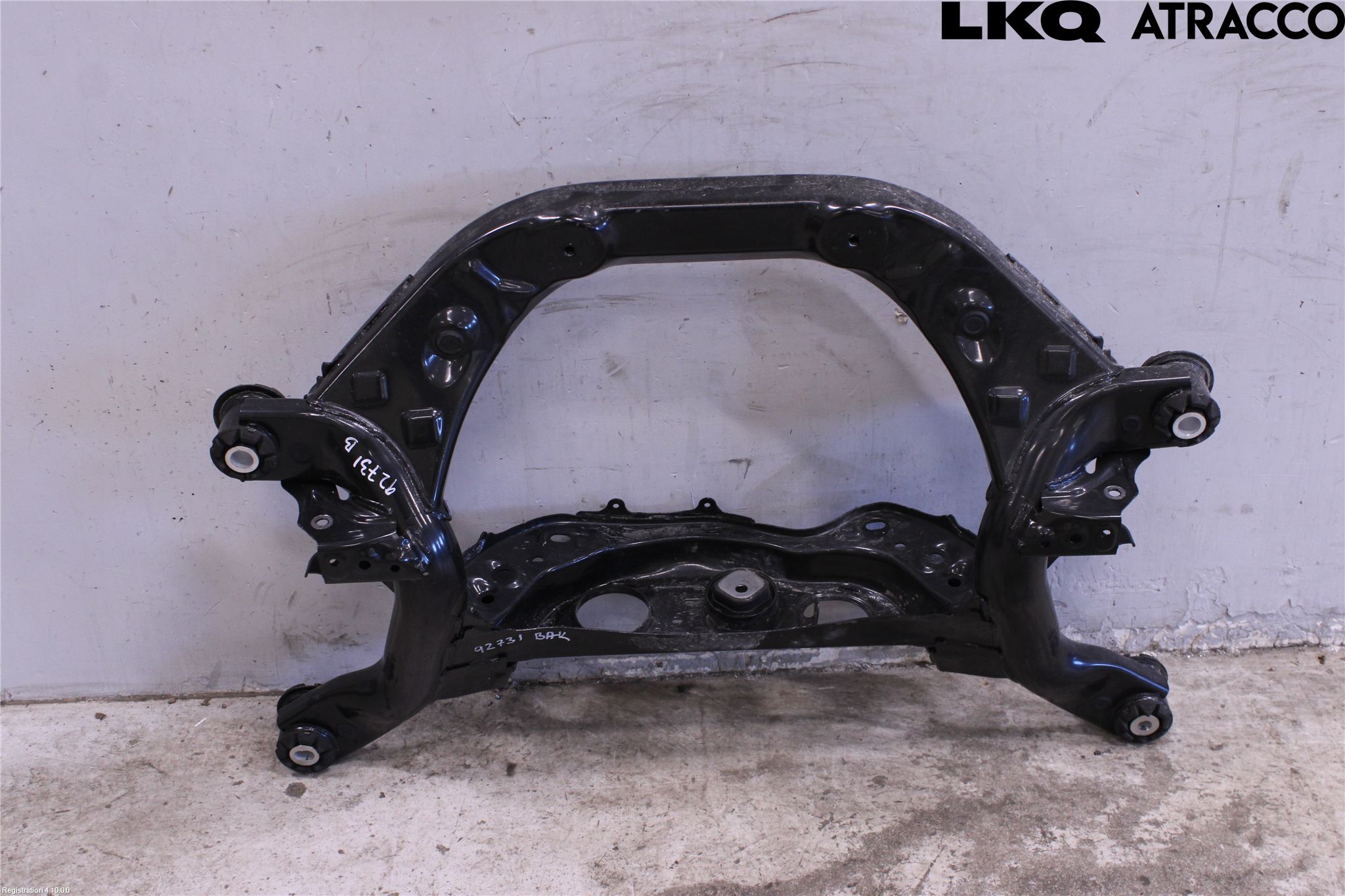 Toyota RAV4 19- Bakaksel Feste Travers-Ramme