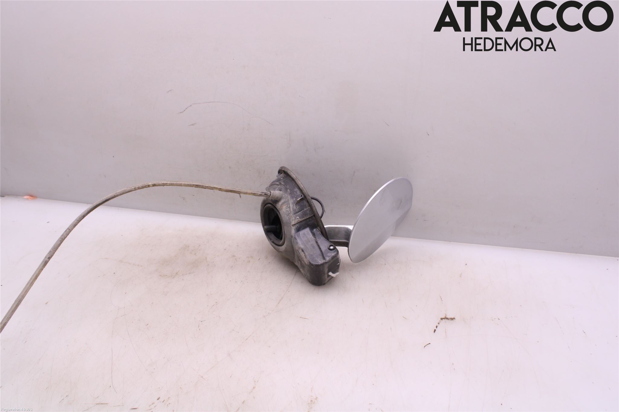 Volkswagen VW PASSAT 05-11 Drivstoff Tankluke