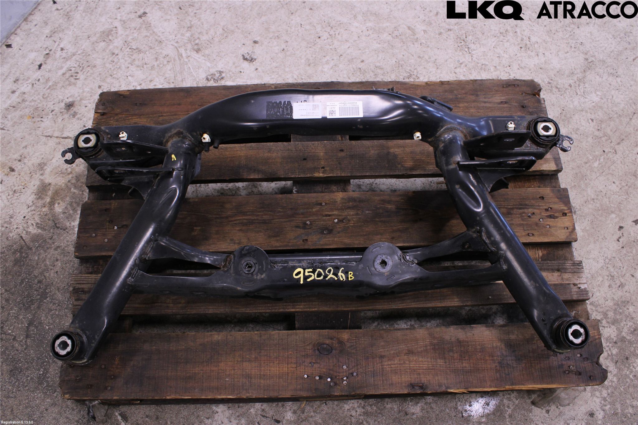 Volkswagen VW TIGUAN 16-24 Bakaksel Feste Travers-Ramme
