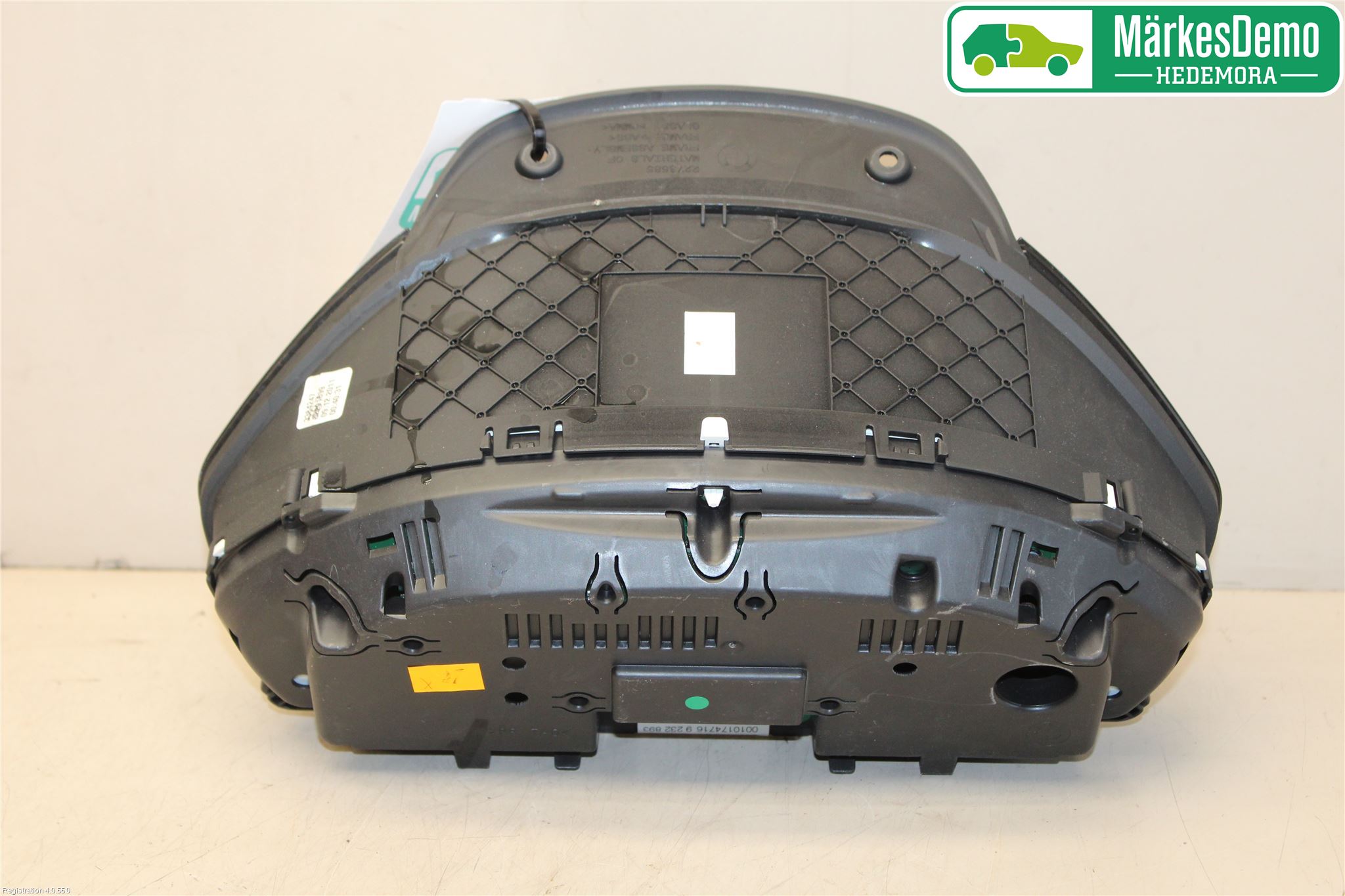 BMW 3 F30/F31/F80 12-19 Instr Kombinert