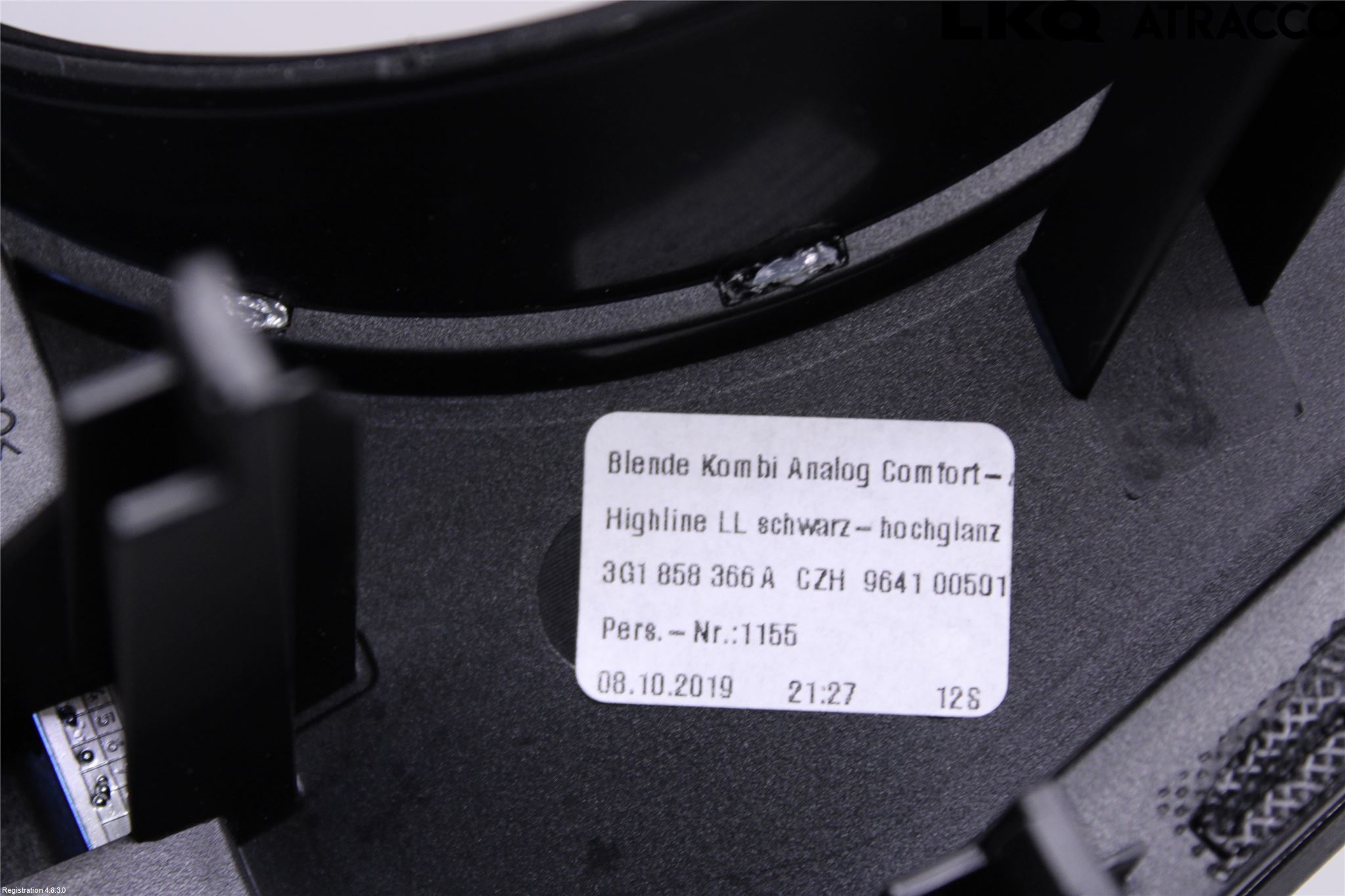 Volkswagen VW PASSAT 20-24 Instrument Ramme