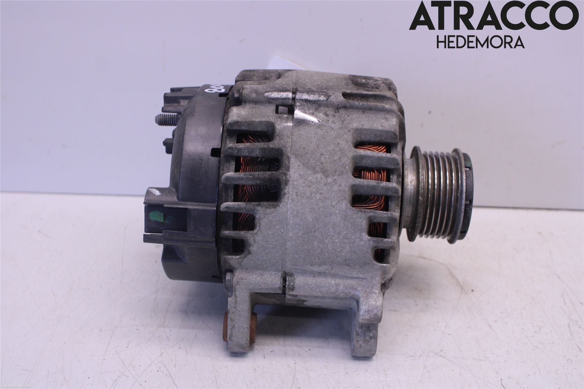 Volkswagen VW CADDY 11-15 Dynamo
