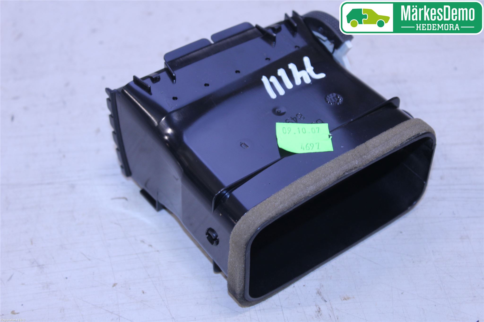 Toyota AVENSIS 07-08 Dashbord Kanal - Dyse