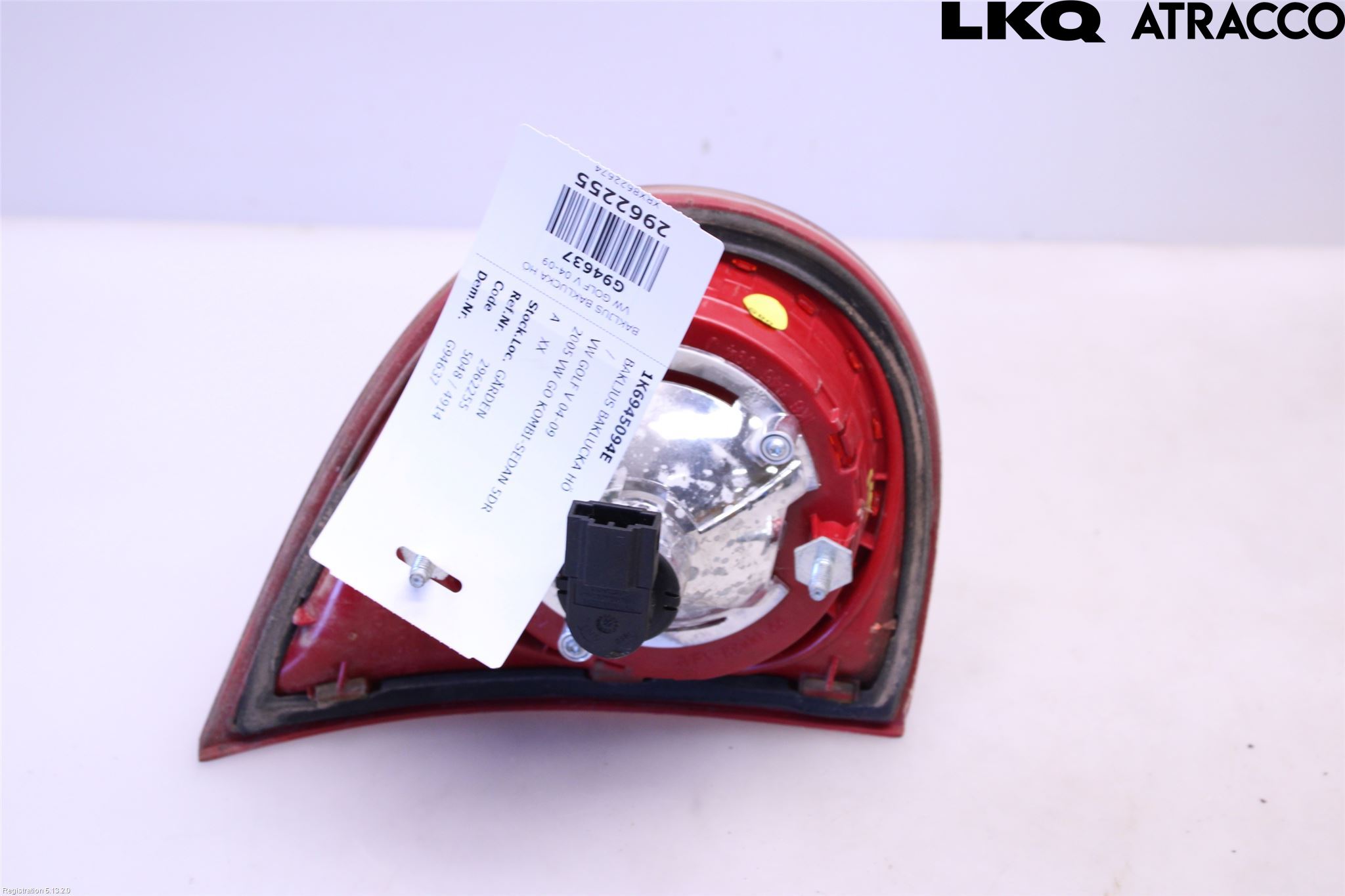 Volkswagen VW GOLF V 04-09 Baklykt Høyre  På Luke(Indre)