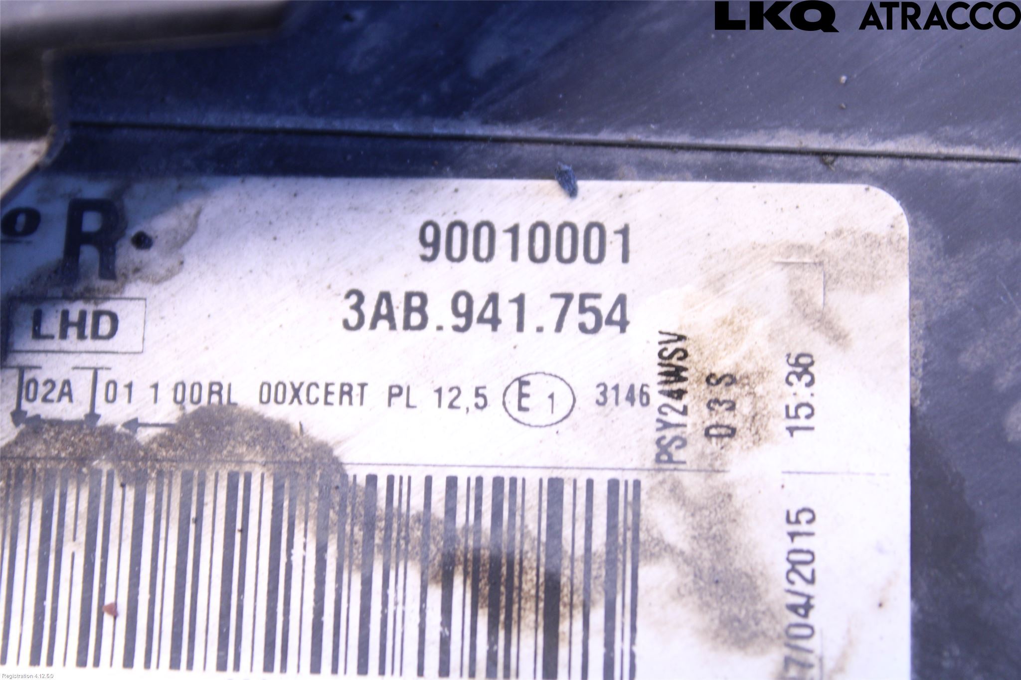 Volkswagen VW PASSAT 11-14 Frontlykt Høyre