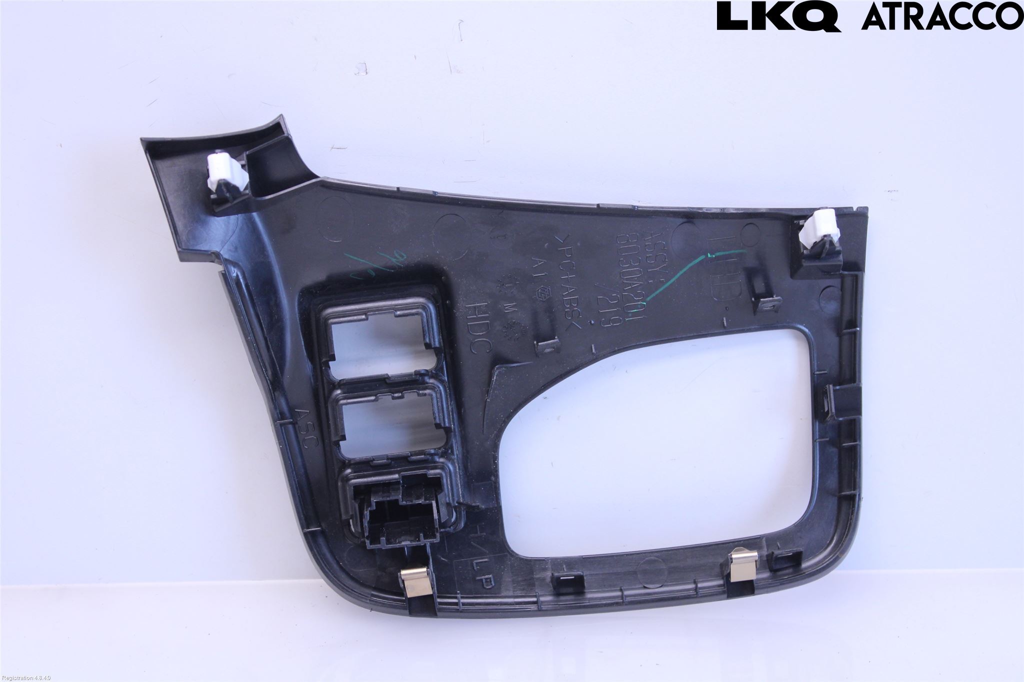 Mitsubishi OUTLANDER 13-21 Instrument Ramme