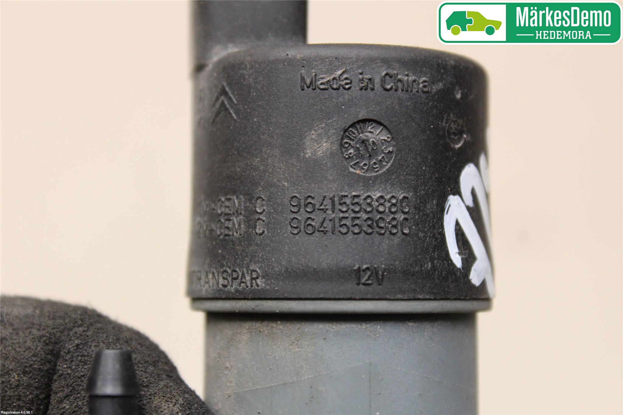 Nissan QASHQAI   07-10 Spylerpumpe Frontrute