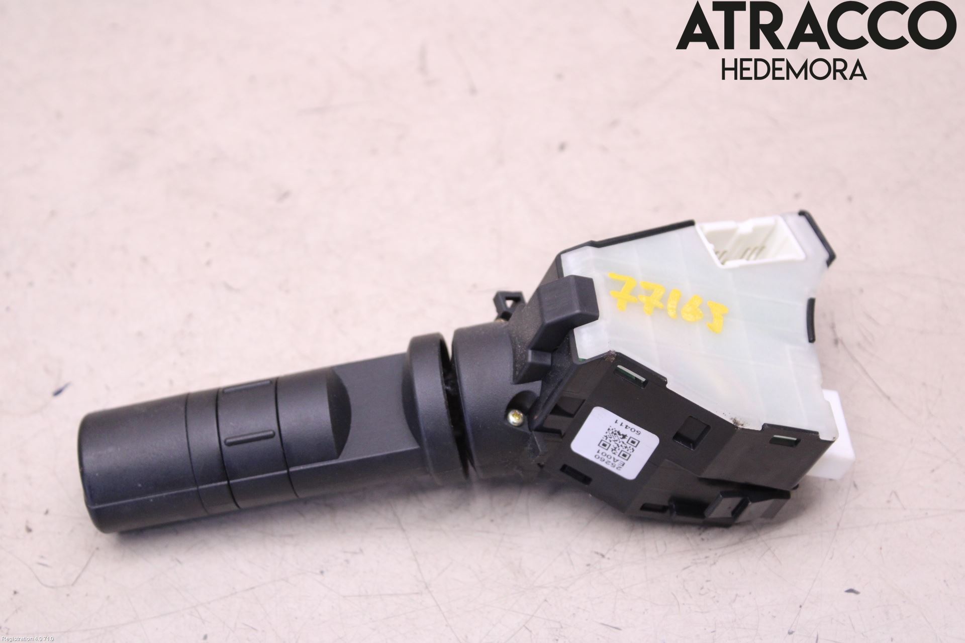 Nissan NAVARA 05-16 Bryter Ratt Visker - Spyler