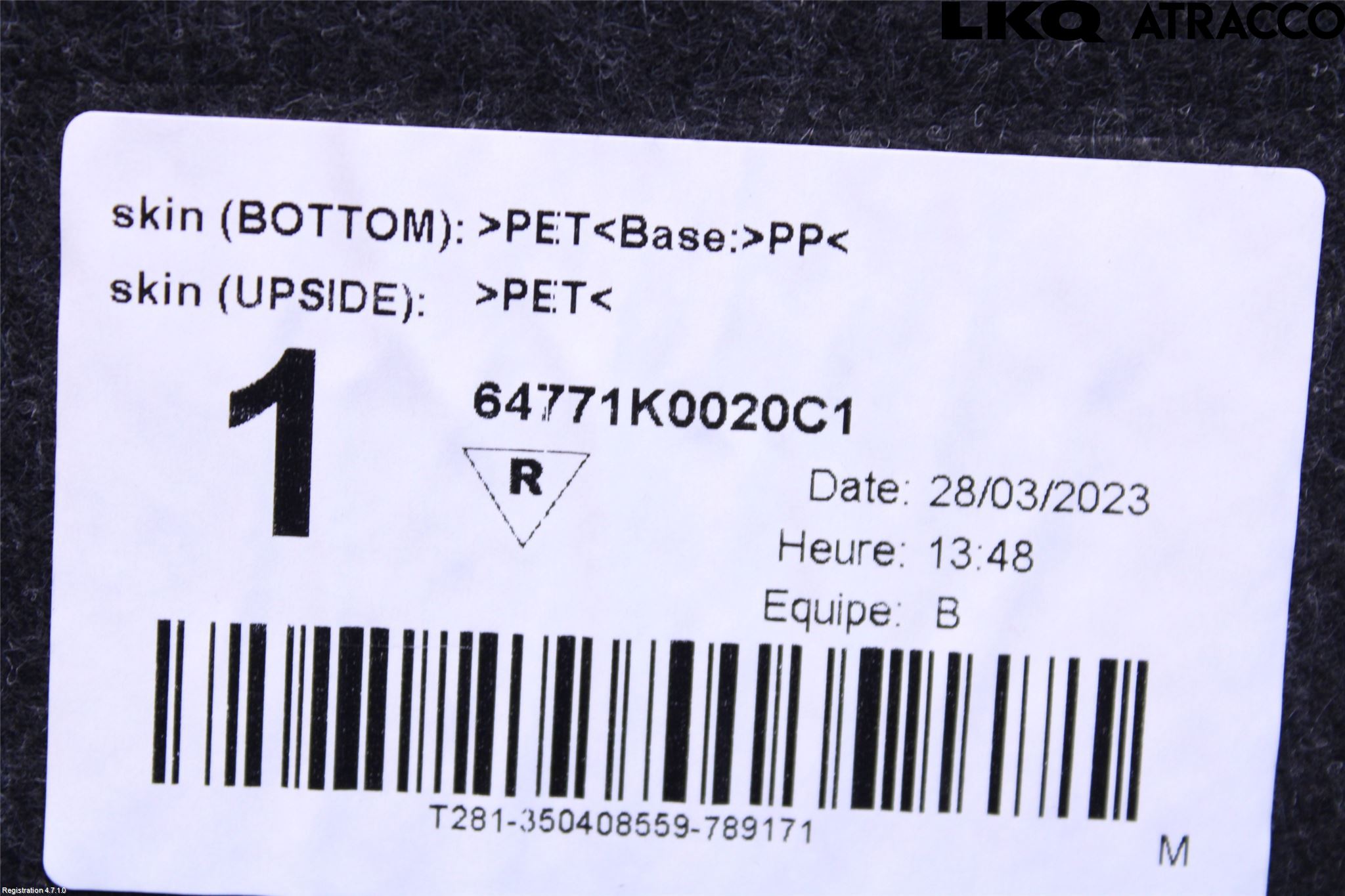 Toyota YARIS XP21 20- Innr Bagasjeromkledsel