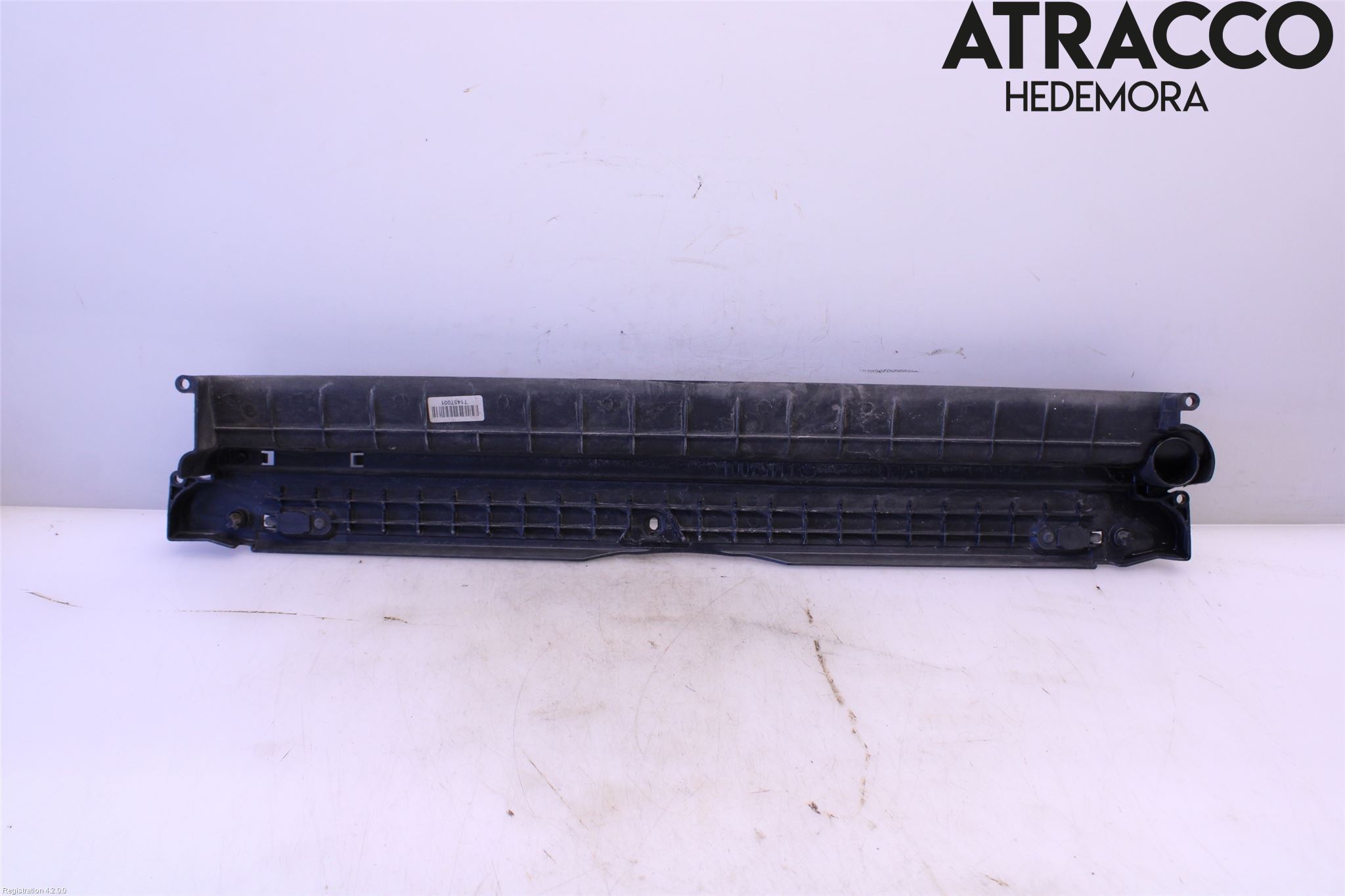 BMW 5 E60/61 Sed/Tou 02-10 Radiator Feste - Ramme - Bjelk