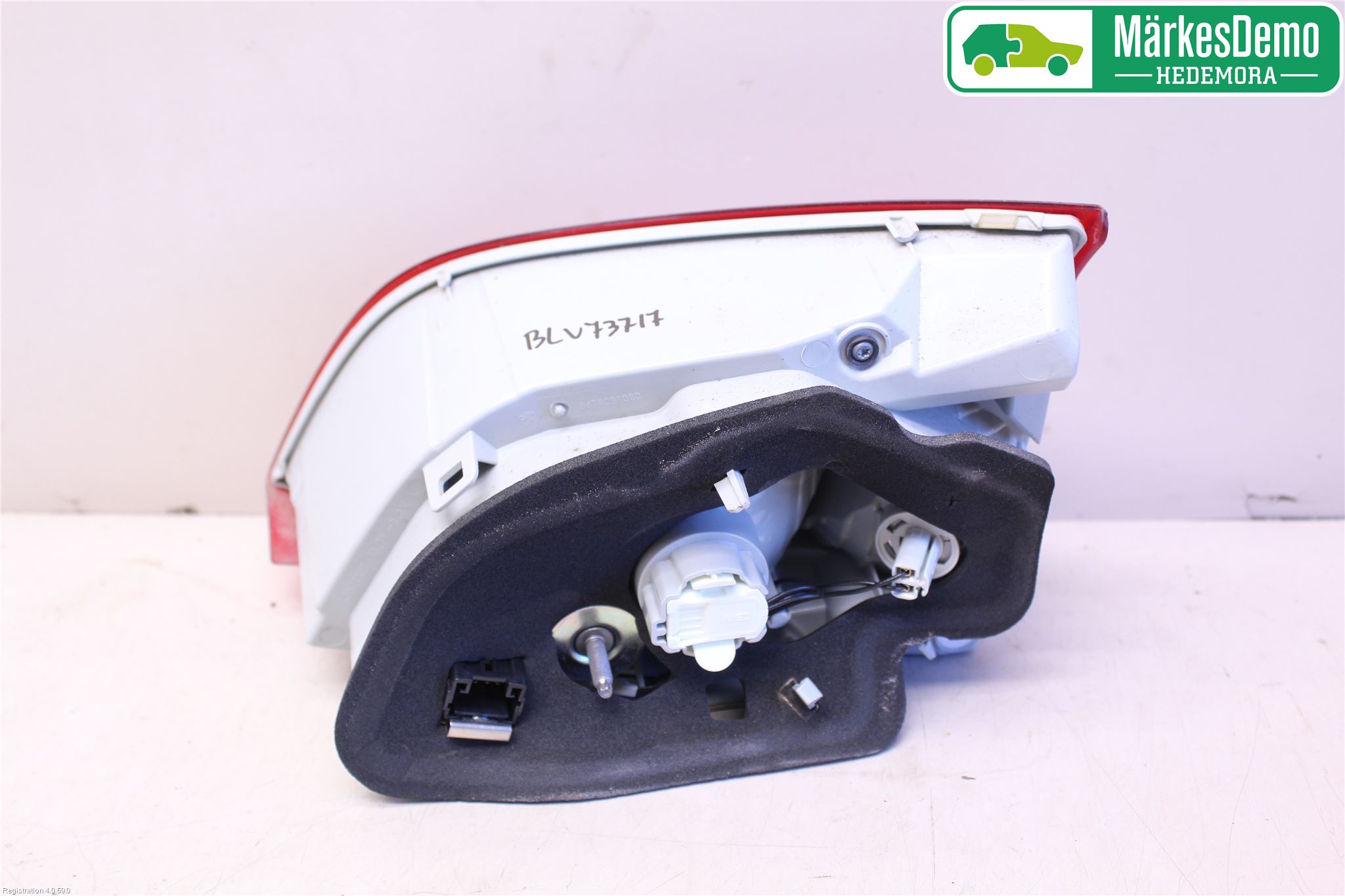 Peugeot 308 14-21 Baklykt Venstre  På Luke(Indre