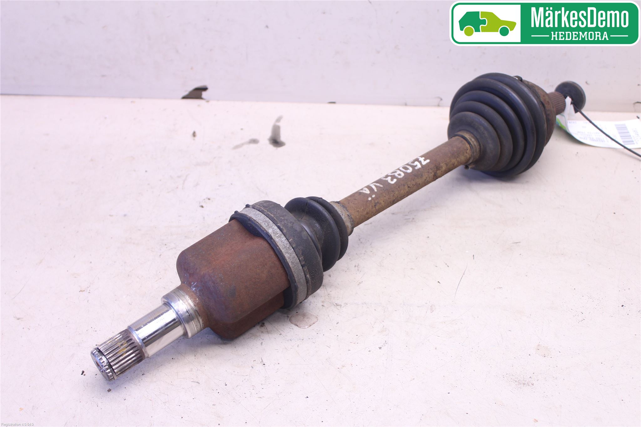 Ford FOCUS 08-11 Drivaksel Foran Kompl Venstre