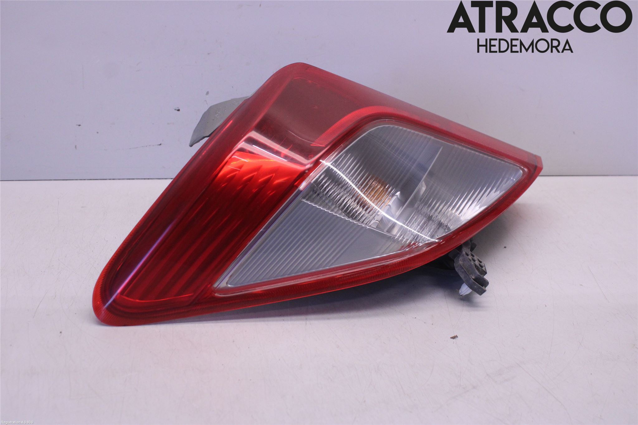 Toyota YARIS XP130 12-14 Baklykt Venstre