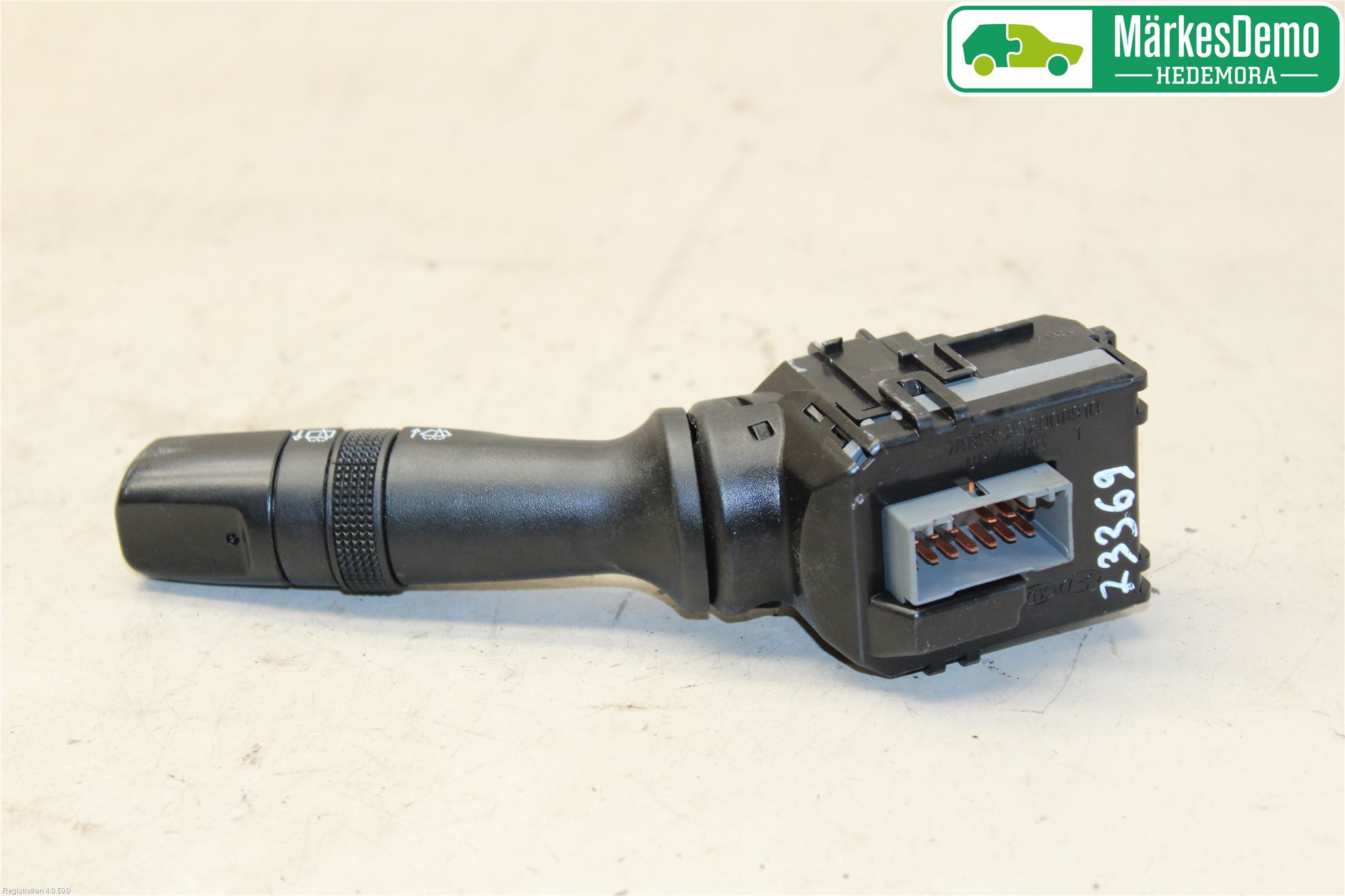 Kia SORENTO 10-14 Bryter Ratt Visker - Spyler