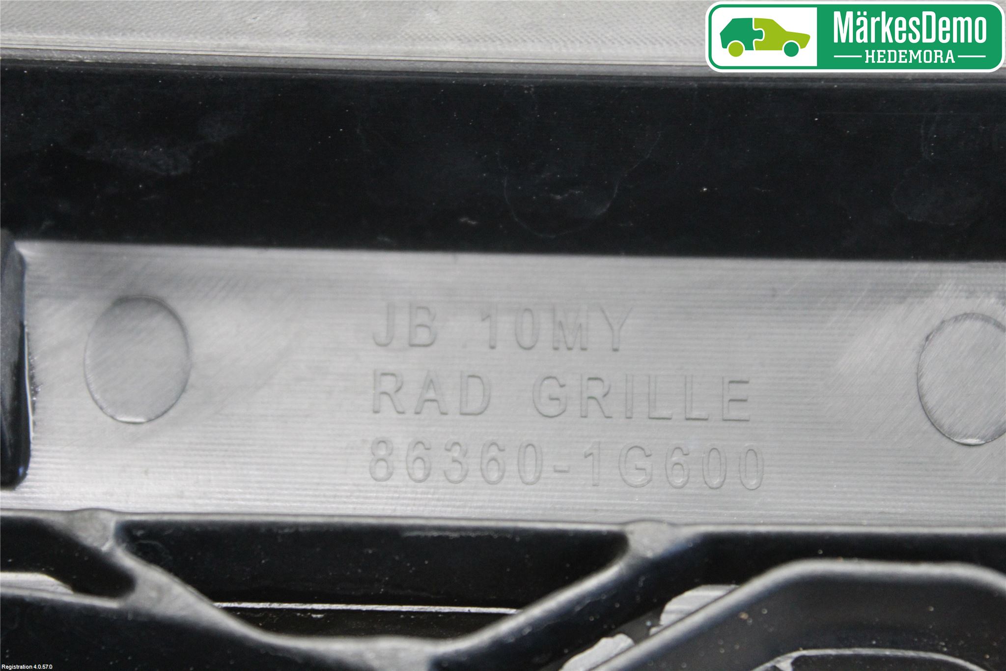 Kia RIO 06-11 Grilldel Midt