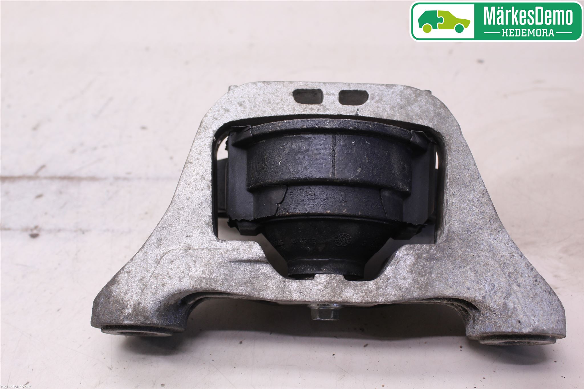 Ford TRANSIT CONNECT 03-08 Motor Feste Gummi