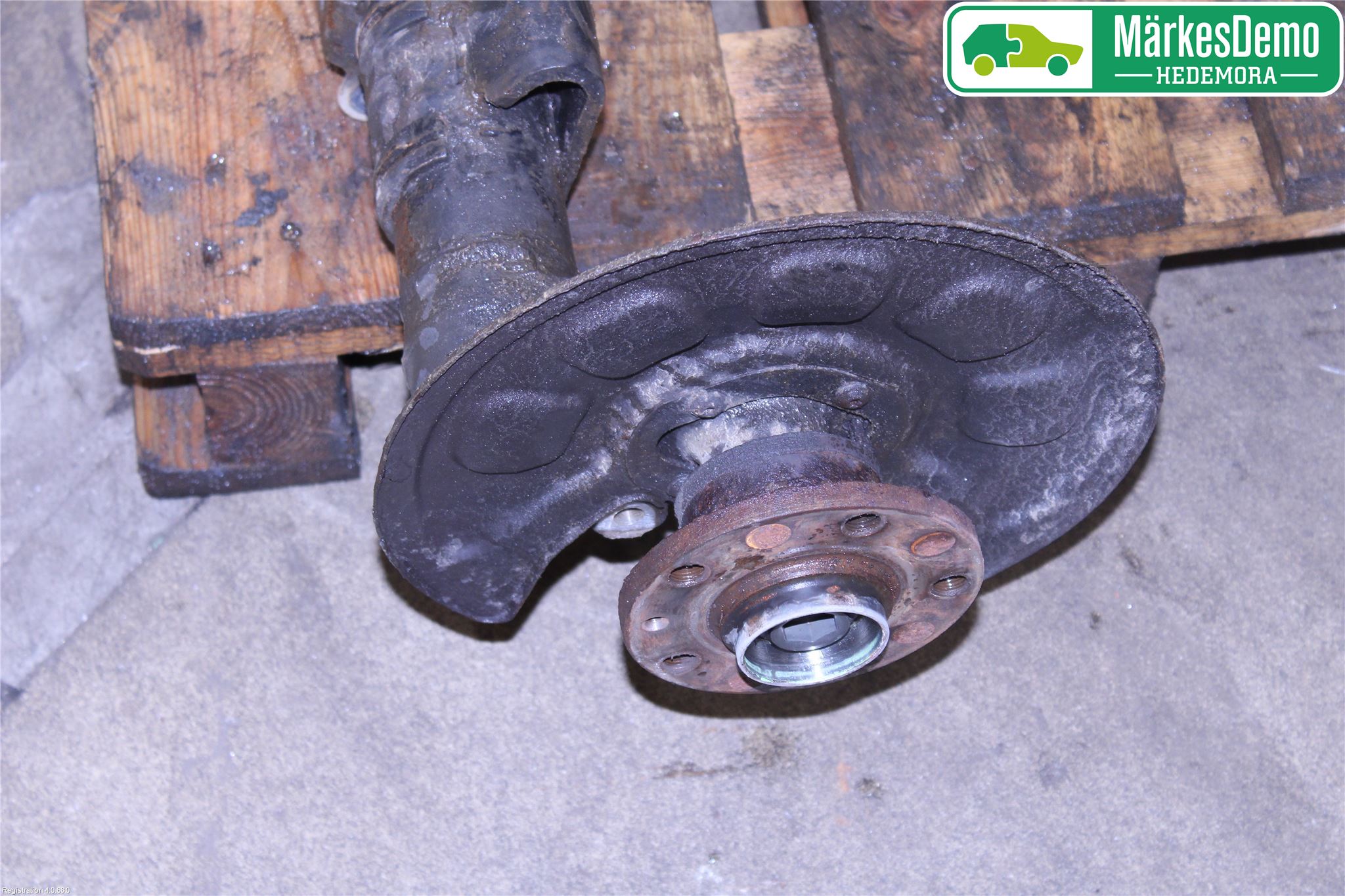 Volkswagen VW CADDY 11-15 Bakaksel Feste Travers-Ramme