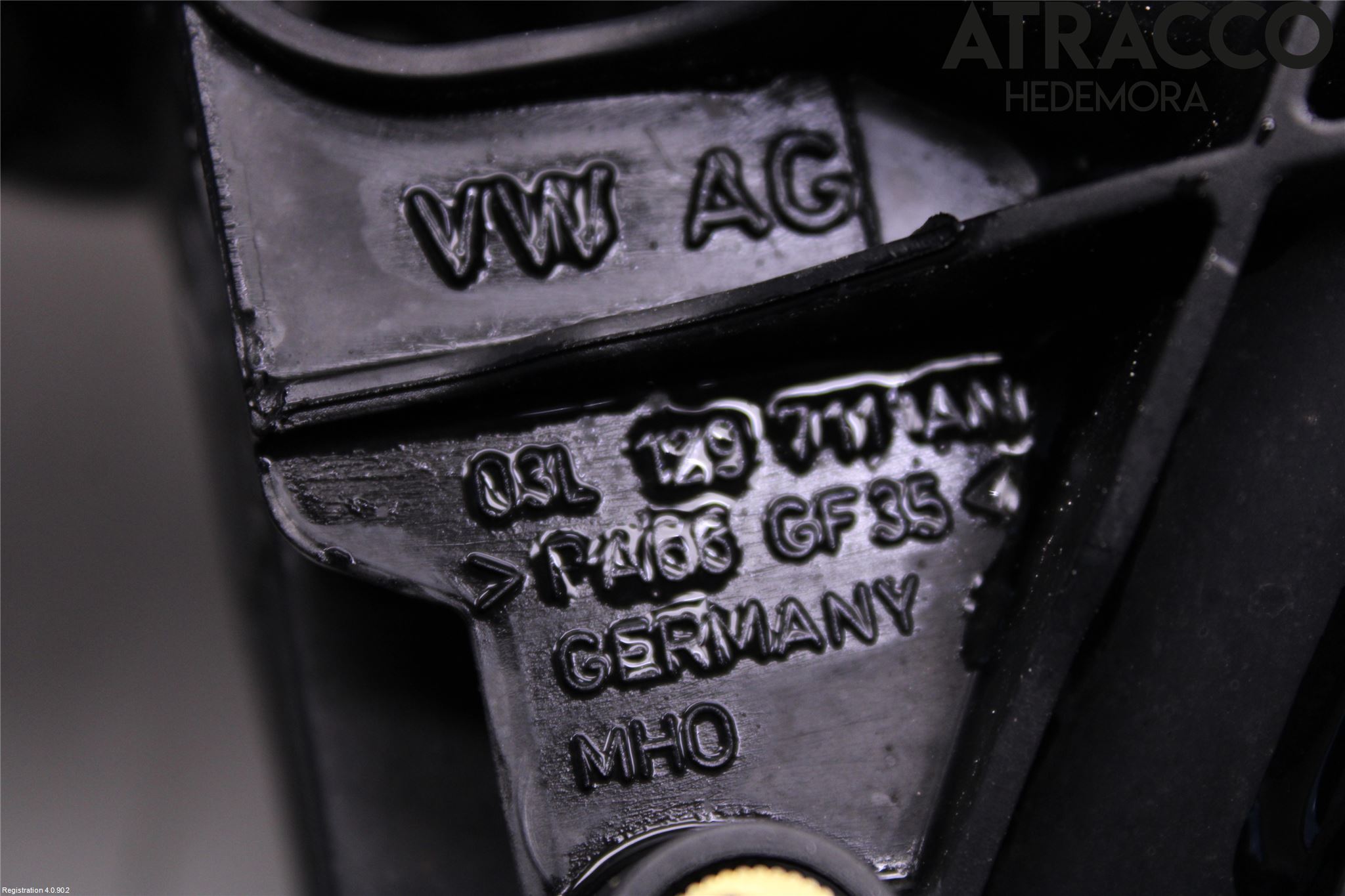 Volkswagen VW CADDY 11-15 Innsugningsmanifold