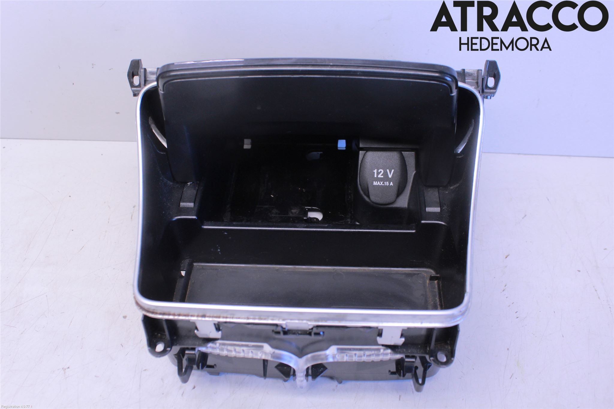 Mercedes-Benz MB C-KLASS (W205) 14-21 Innr Oppbevaringsrom