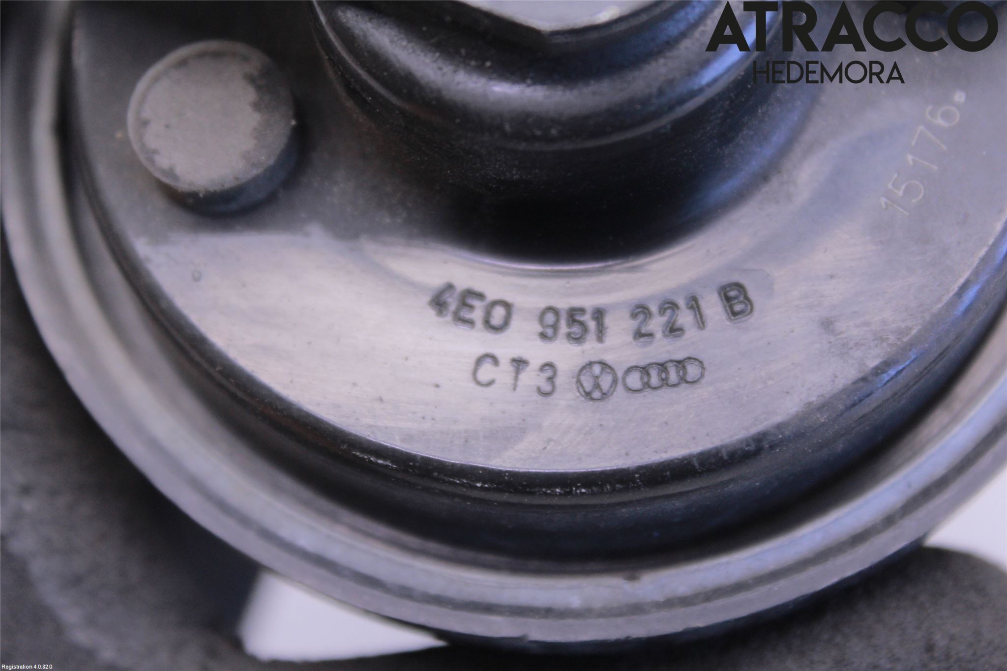 Audi A8/S8 4E  02-09 Signalhorn