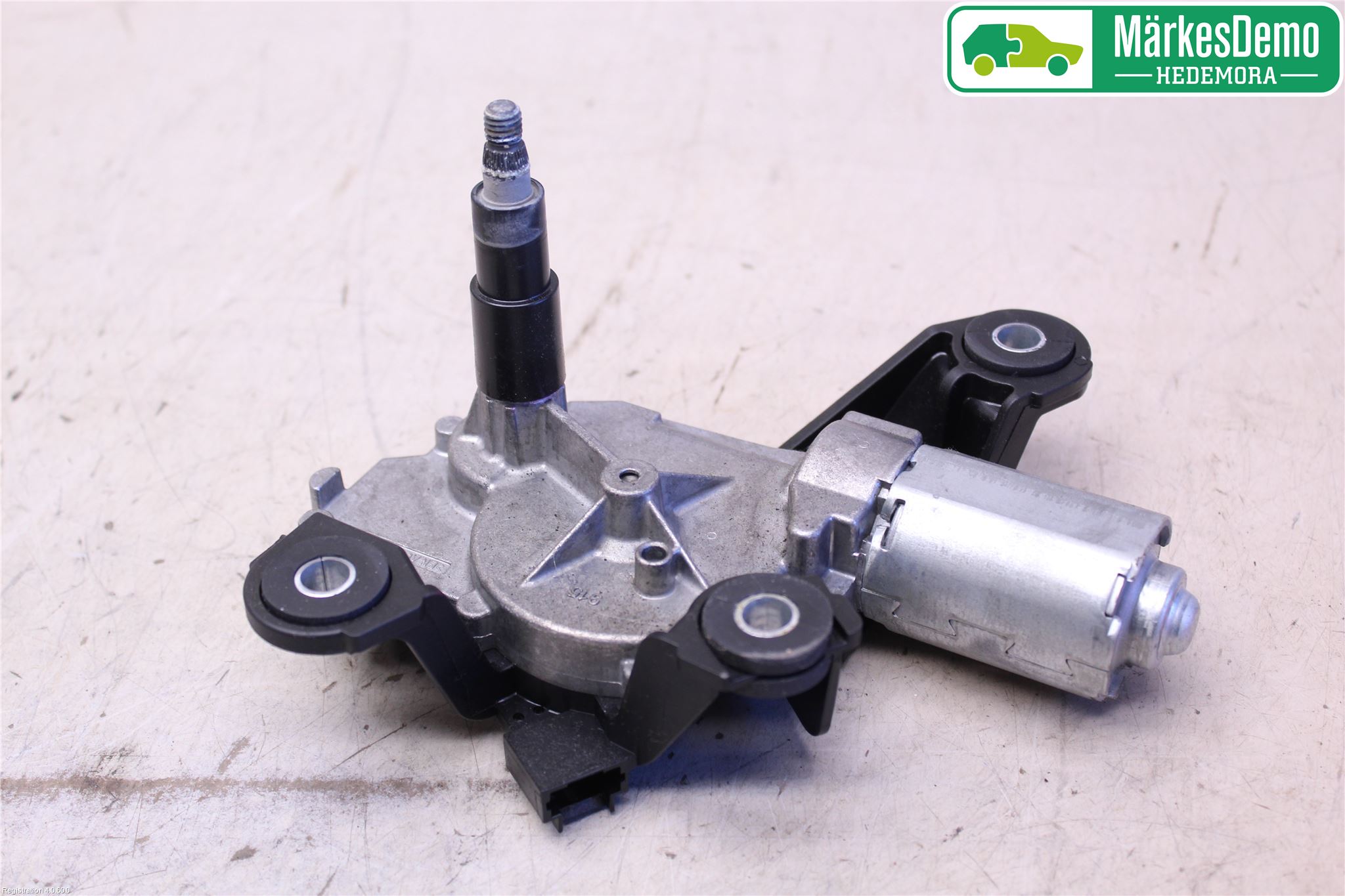 Nissan QASHQAI+2  10-14 Viskermotor Bakluke