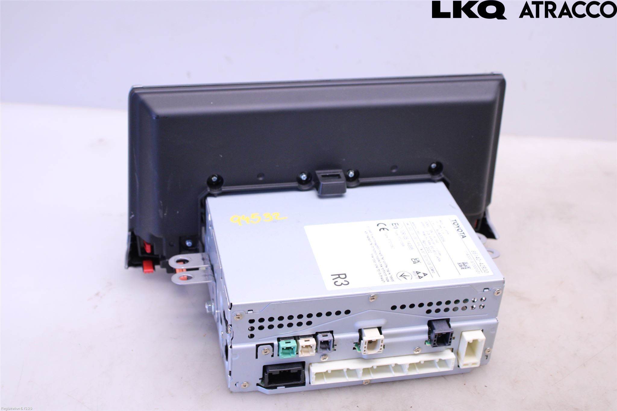 Toyota RAV4 19- Stereo Radio Med Cd