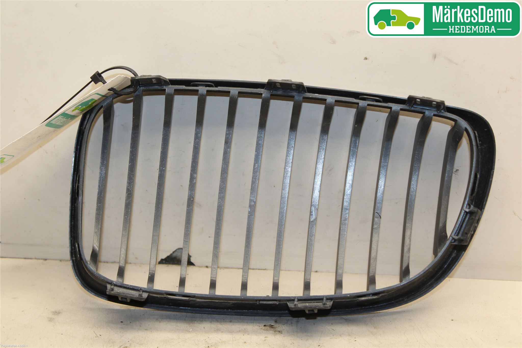 BMW 1 E87/81 5D/3D 03-11 Grilldel Høyre