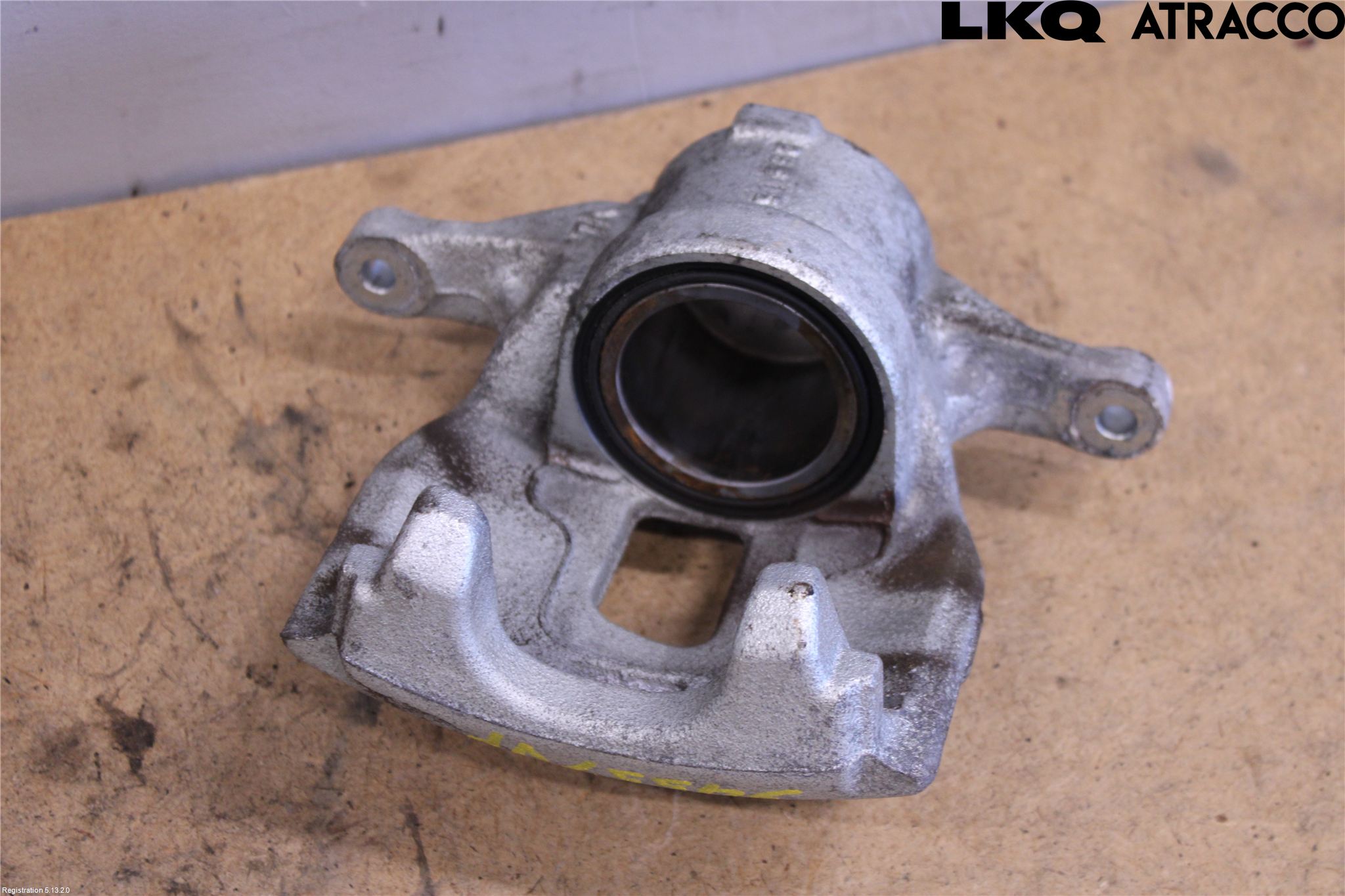 Toyota YARIS CROSS XP21 21- Bremsecaliper Foran Venstre