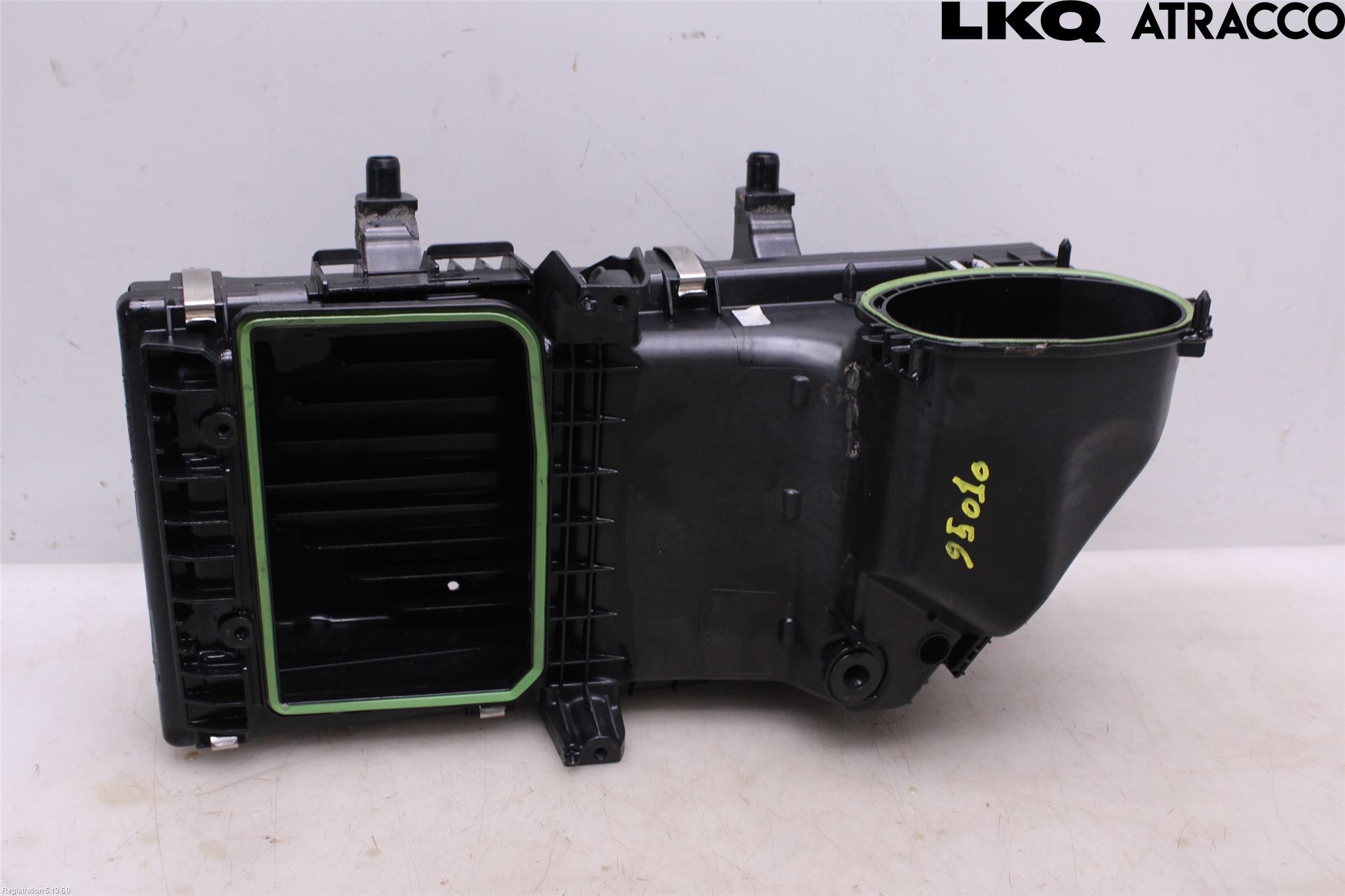 Mercedes-Benz MB E-KLASS (W213) 16-23 Luftfilter Boks
